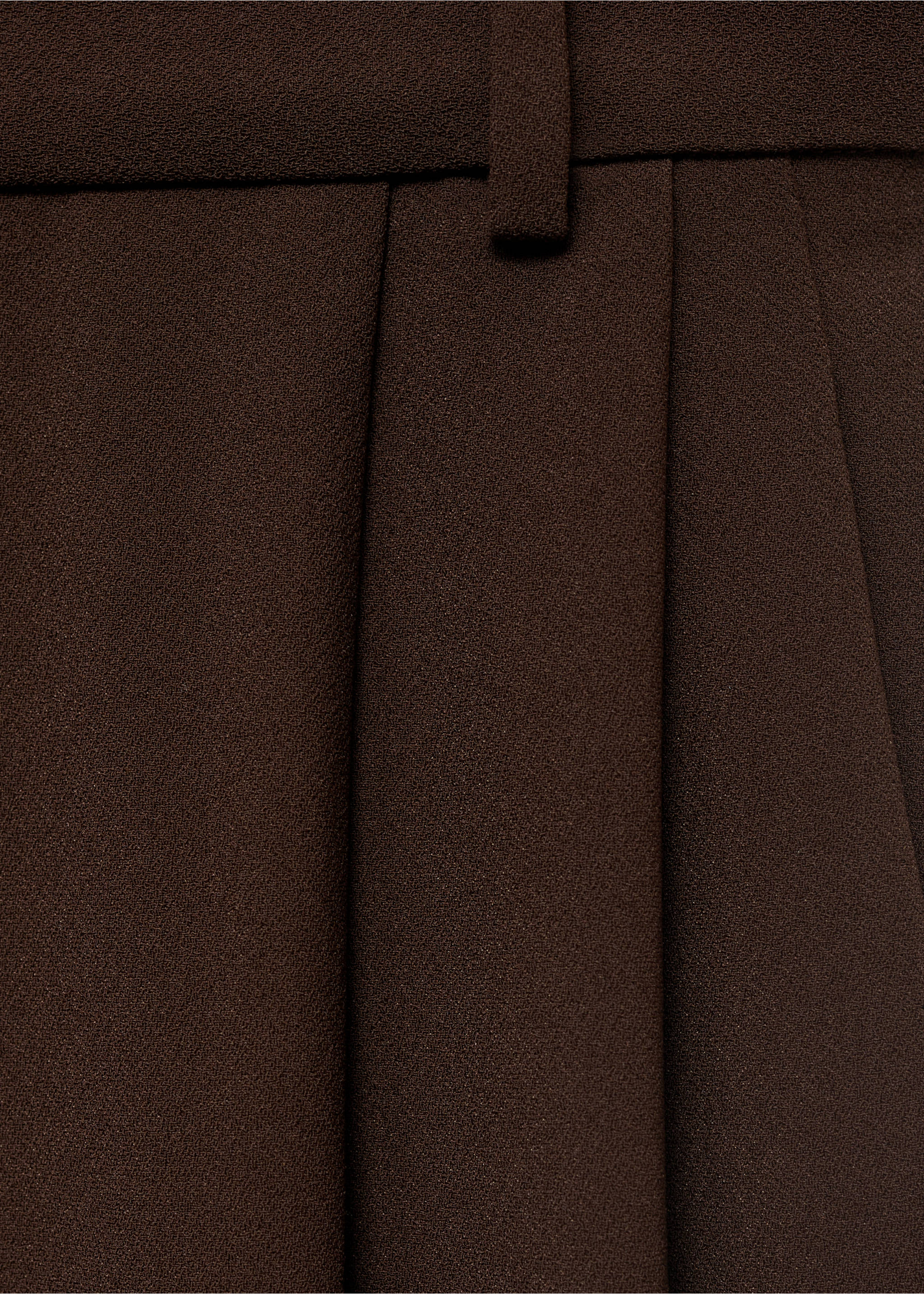 Pleat detail pants - Details of the article 8, Chocolate. Ref: 17031266-00.
