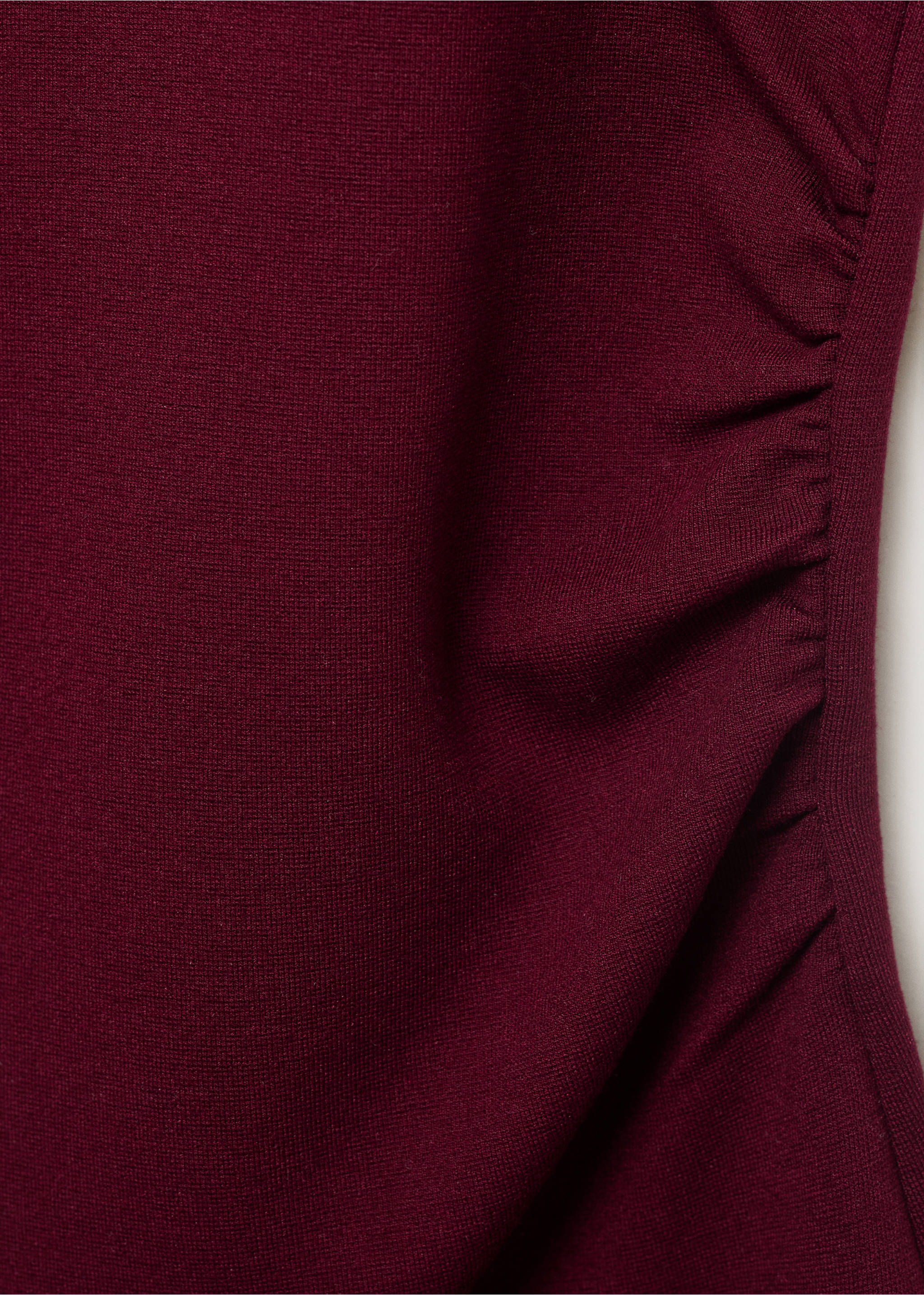 Asymmetrical draped top - Details of the article 8, Burgundy. Ref: 17031269-00.