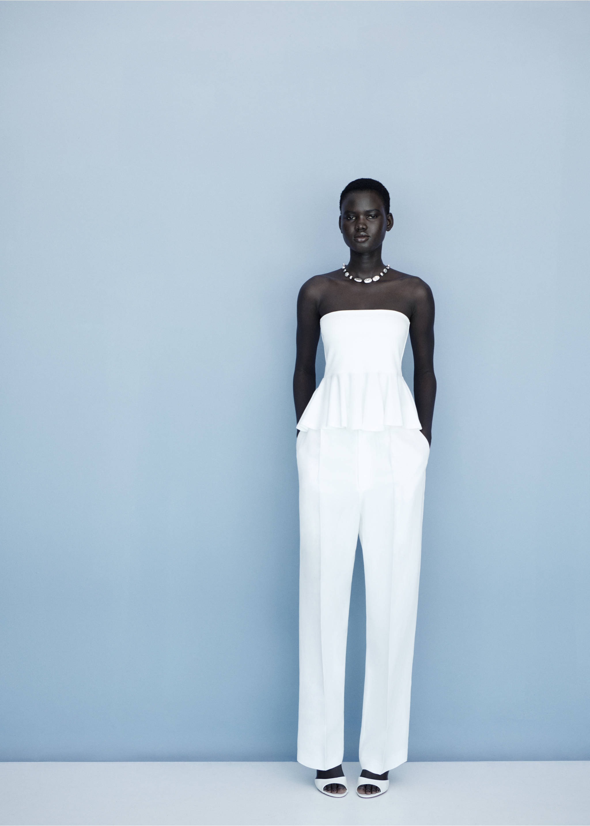 Strapless peplum top - Details of the article 7, White. Ref: 17031270-00.