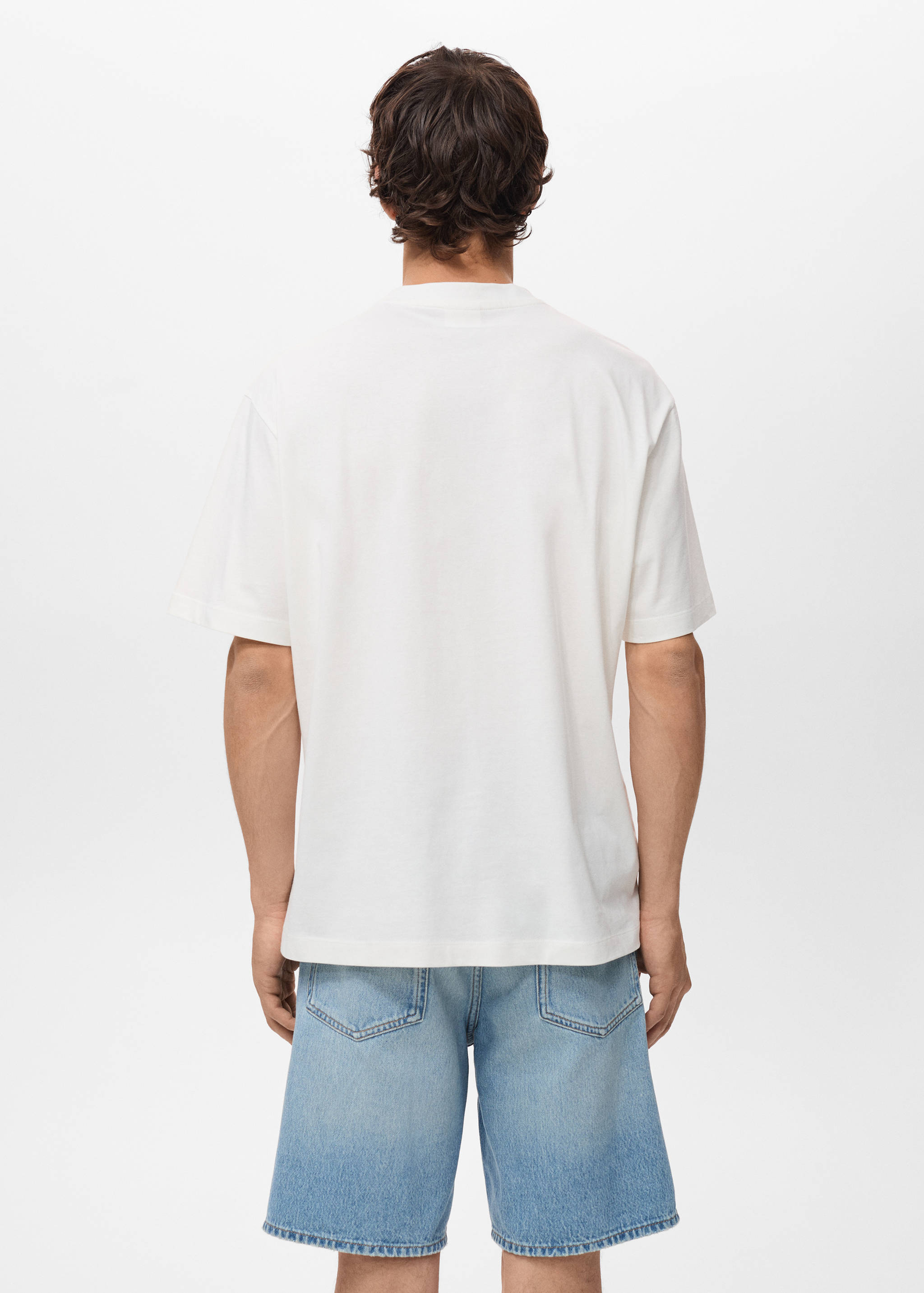 T-shirt with printed patch - Reverse of the article