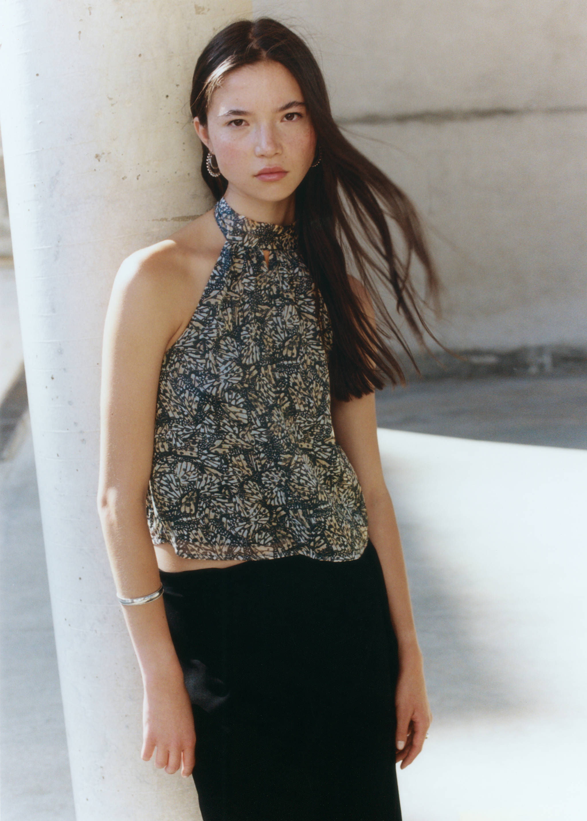 Halter-neck printed top - Details of the article 5