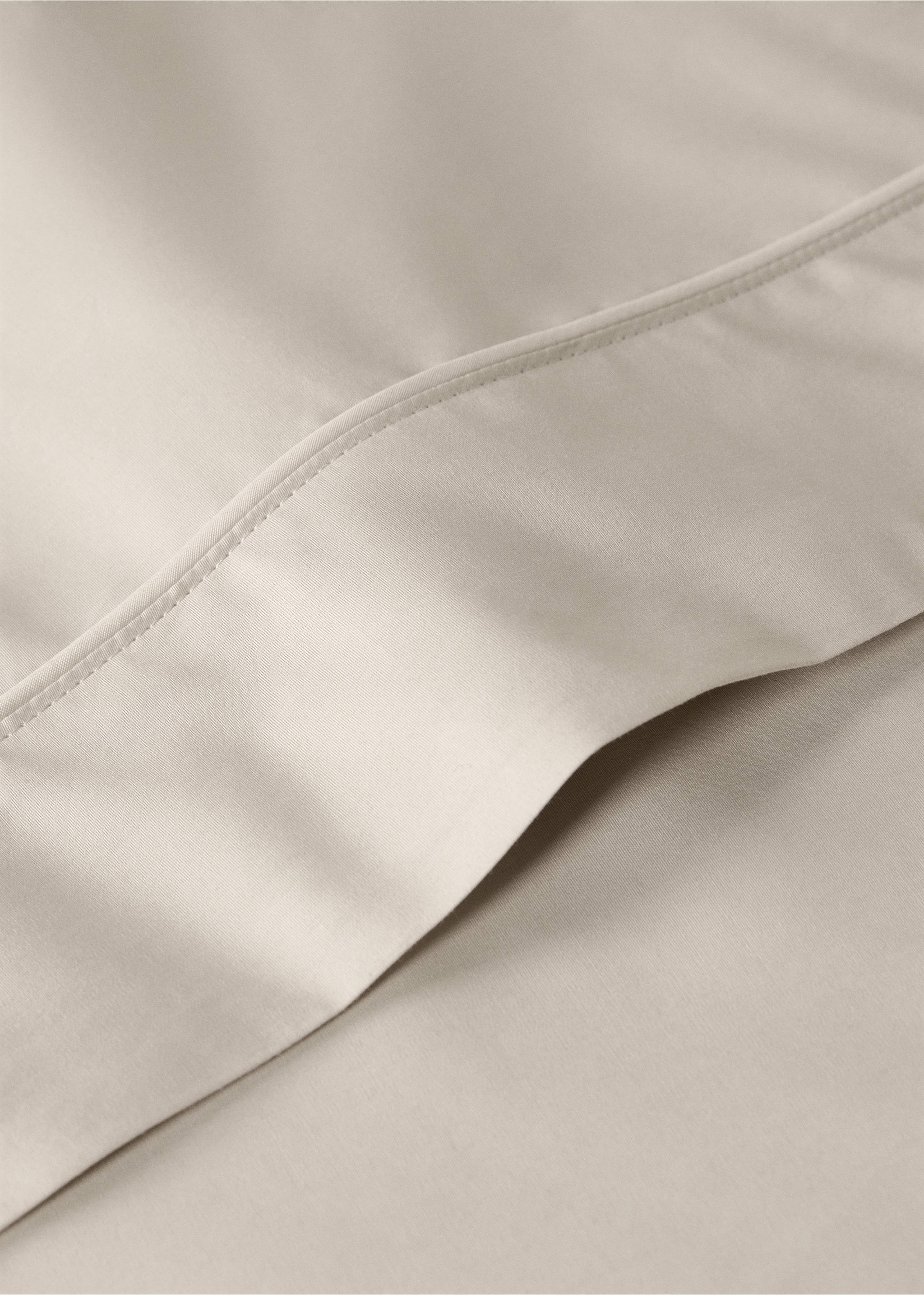 500 threads percale cotton with rounded piping detail flat sheet Single bed - Details of the article 1, Beige. Ref: 17031541-00.