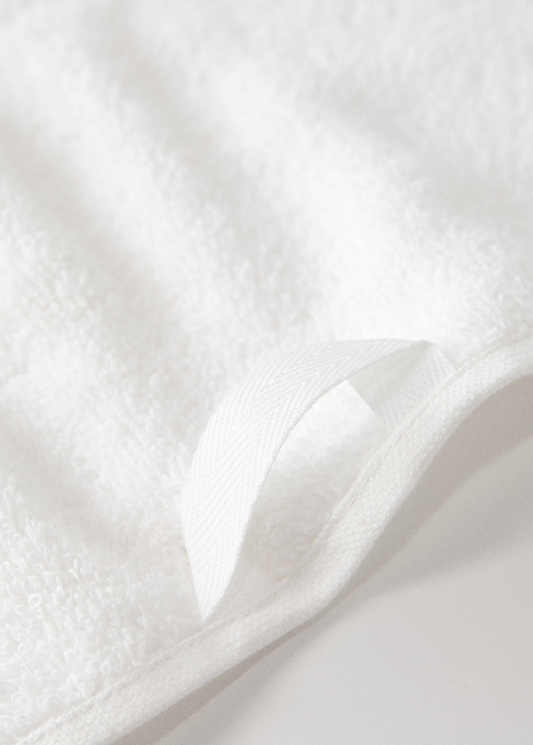 Serviette de toilette en coton feston brodé - Détail de l'article 2