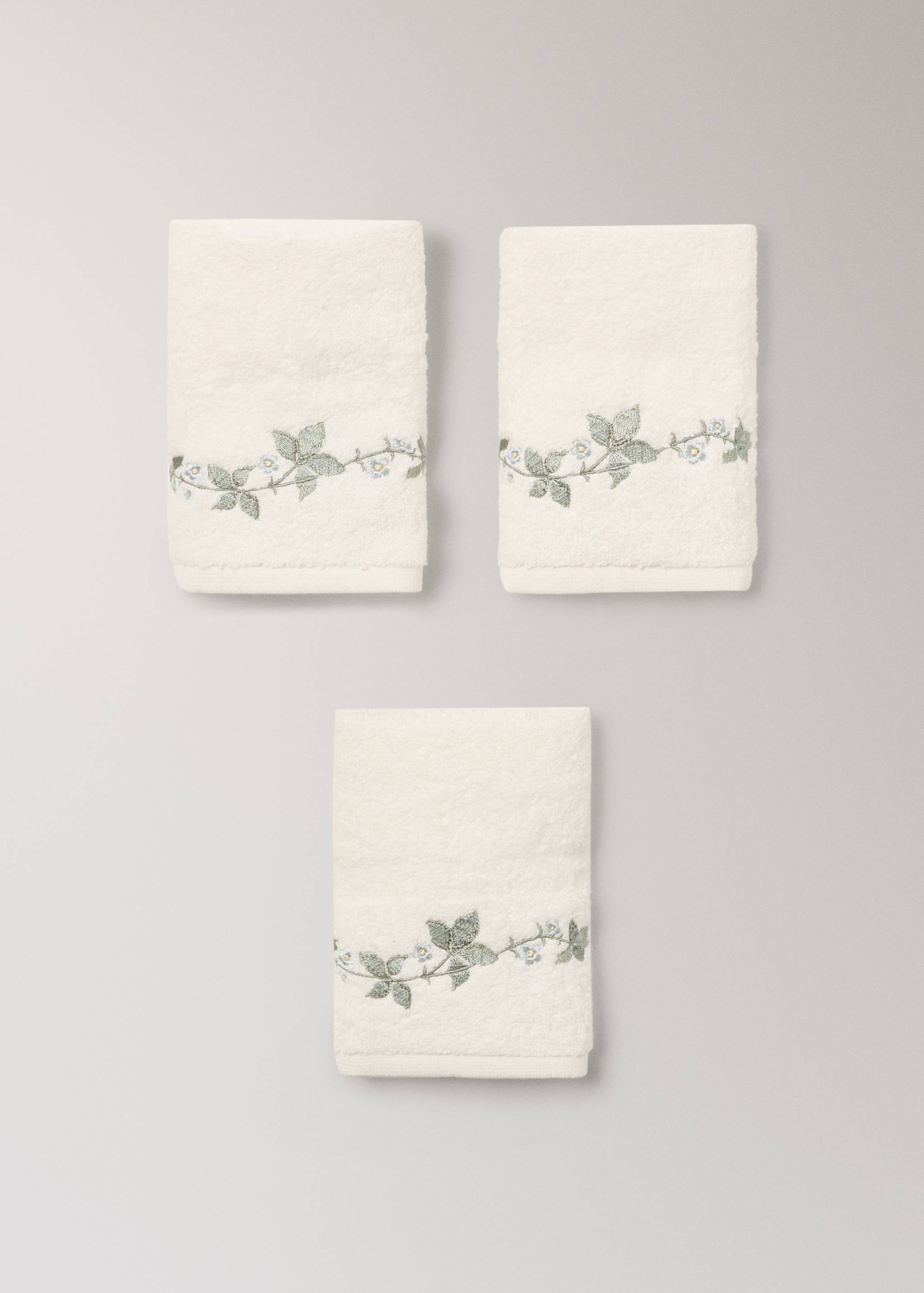 Lot de 3 serviettes fleur brodée - Détail de l'article 3