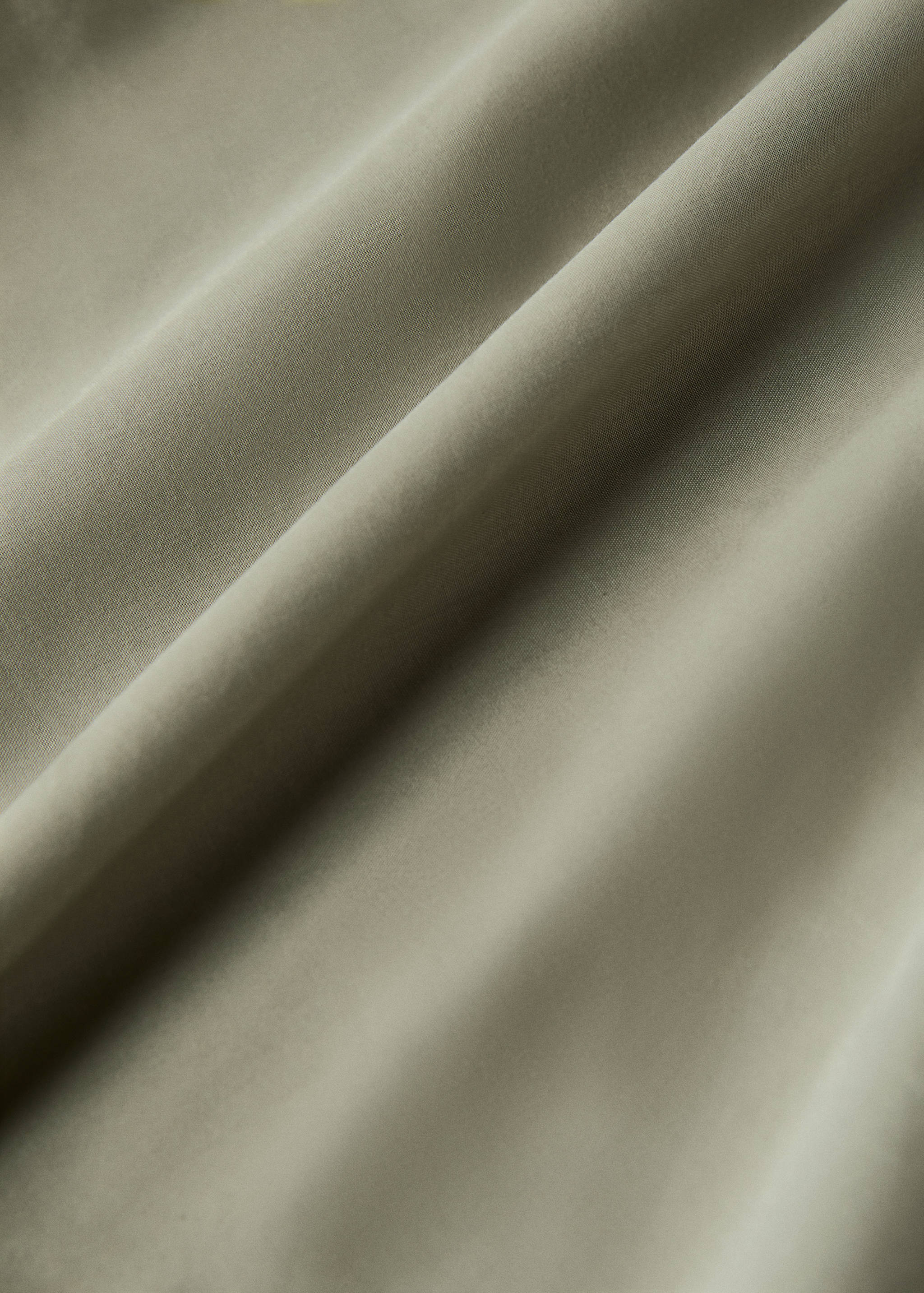 200-thread count percale cotton top sheet with contrasting overlock for 200 cm bed - Details of the article 2
