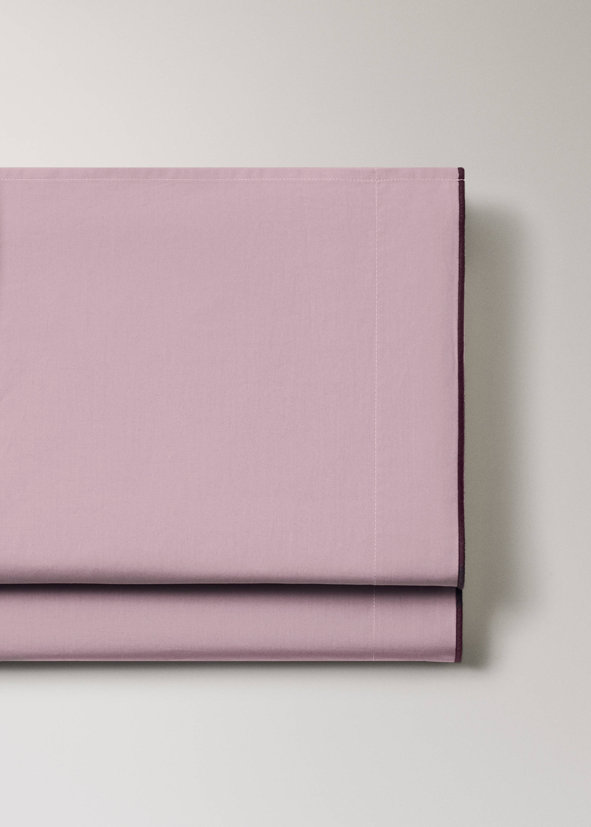 200-thread count percale cotton top sheet with contrasting overlock for 200 cm bed - Details of the article 2