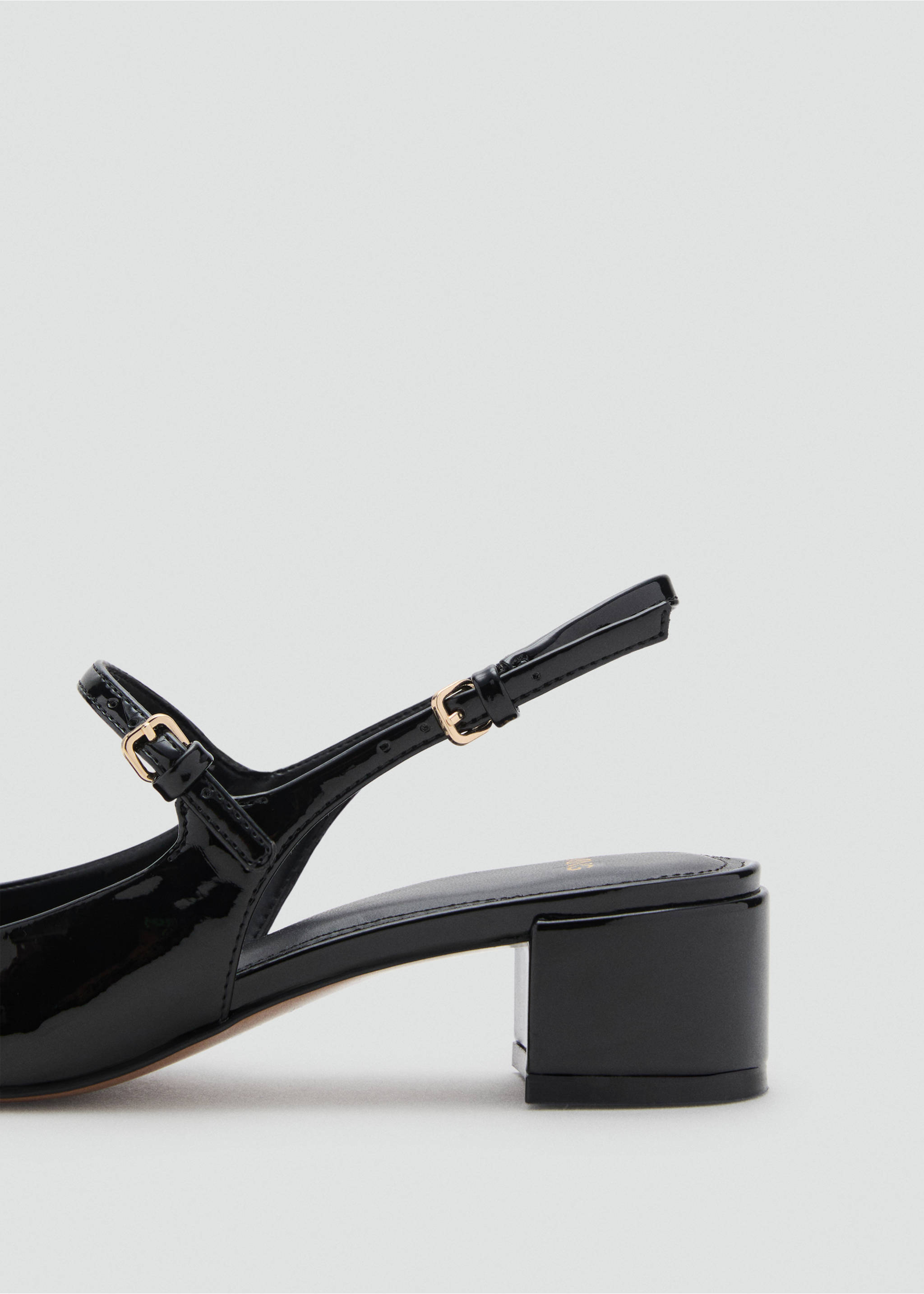 Patent leather block-heel shoes - Details of the article 1, Black. Ref: 17032031-00.
