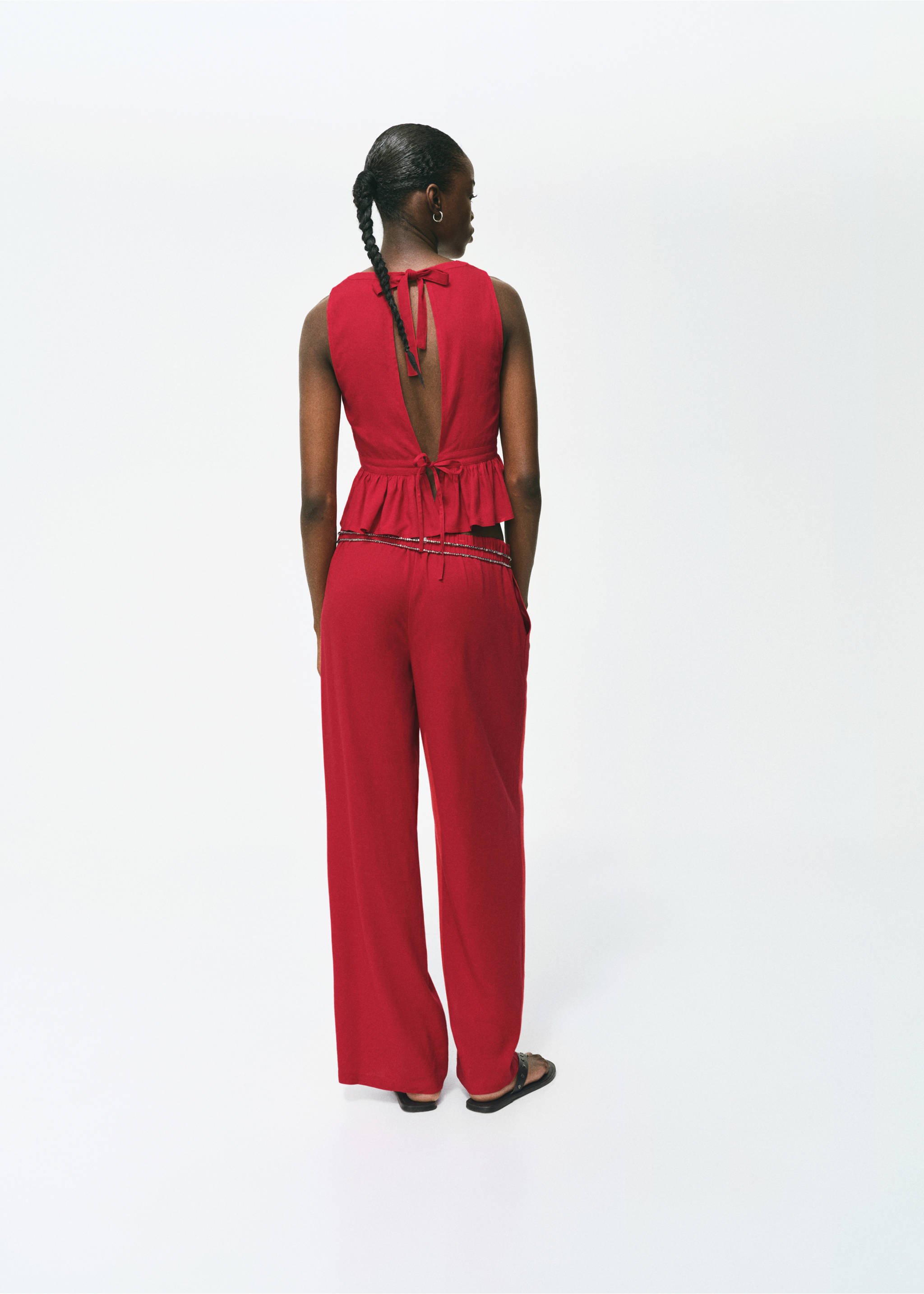 Linen trousers with elastic waistband - Reverse of the article, Red. Ref: 17032534-00.