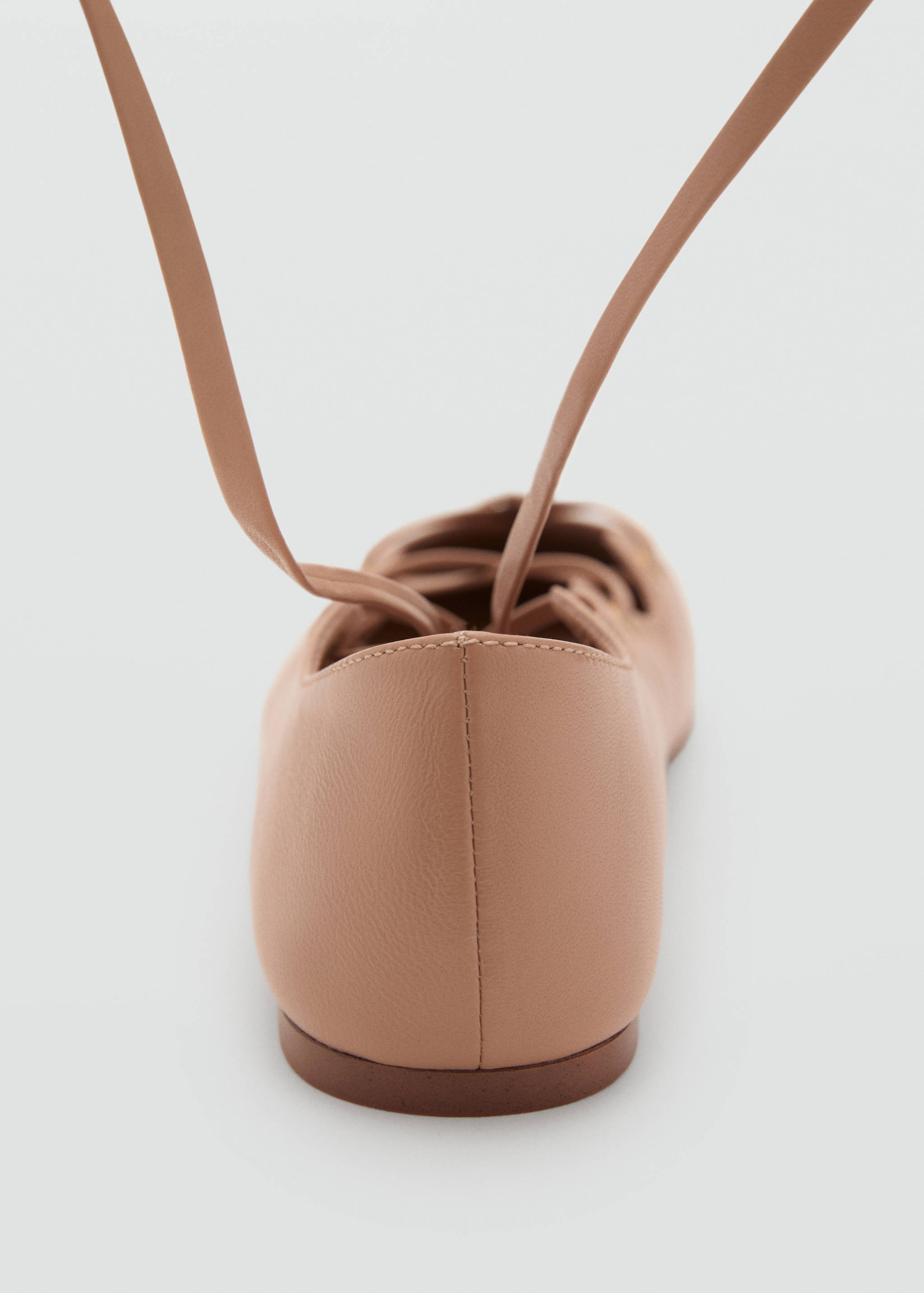 Leather ballet flats with crossed straps - Details of the article 2