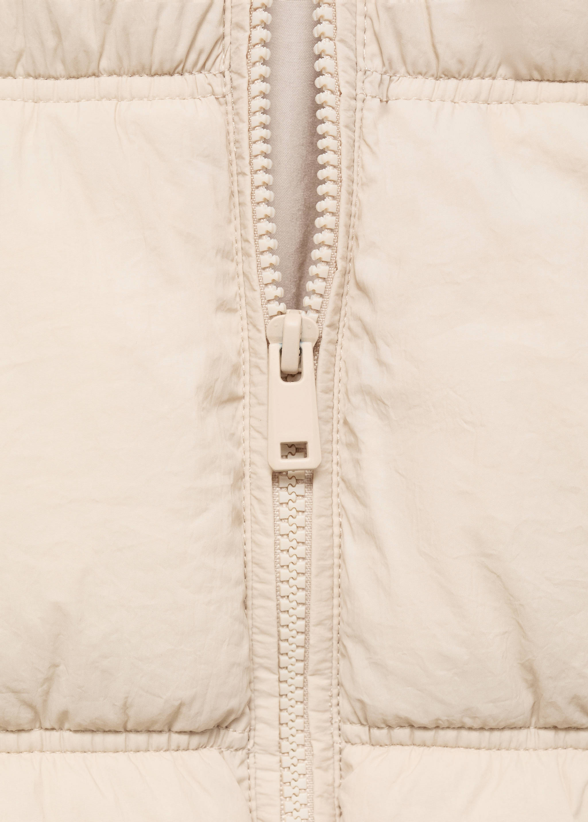 Gilet matelassé à capuche - Détail de l'article 8