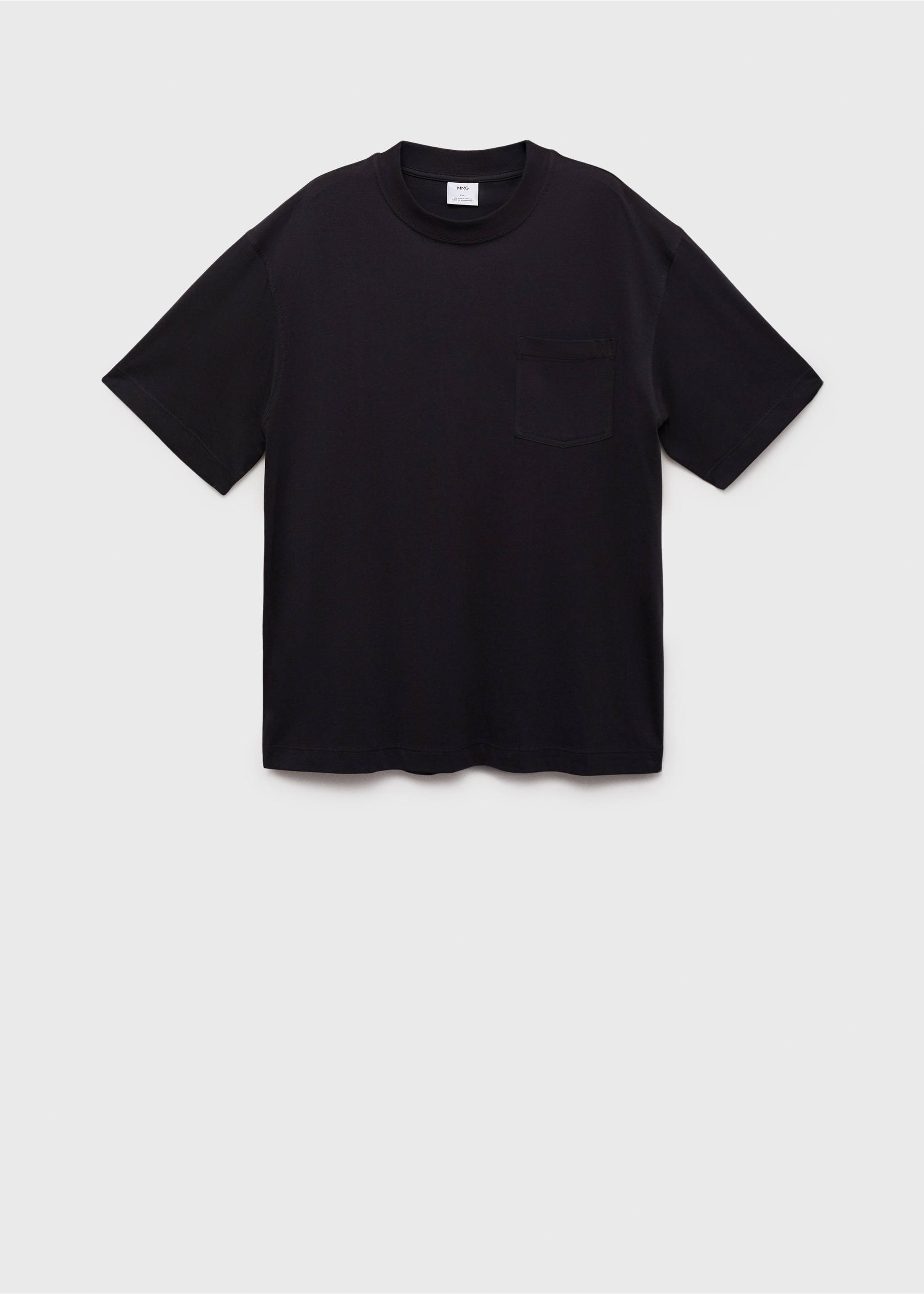 T-shirt 100% cotton boxy fit pocket - Article without model, Black. Ref: 17032900-00.