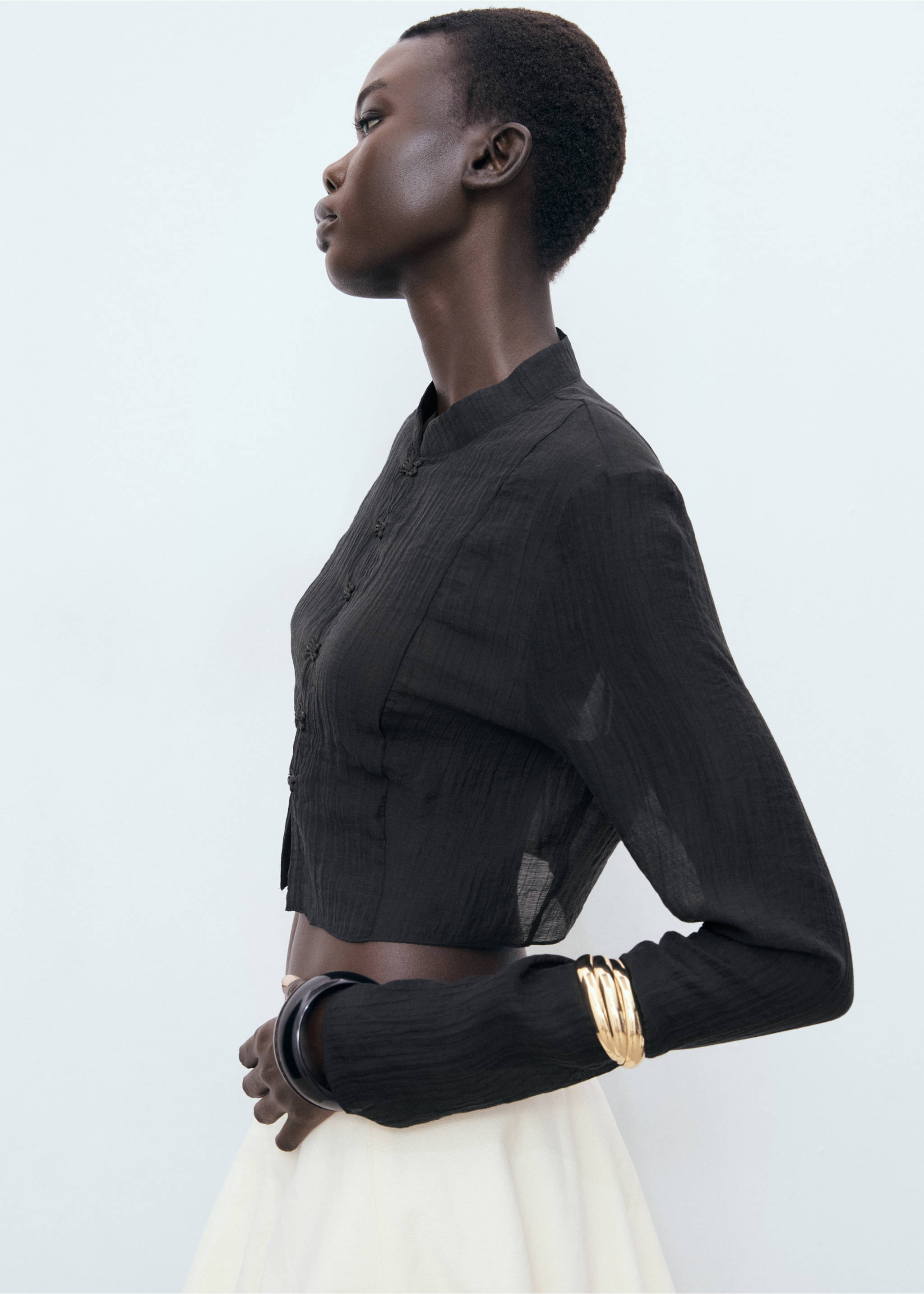 Lyocell blouse with toggles - Medium plane, Black. Ref: 17032901-00.