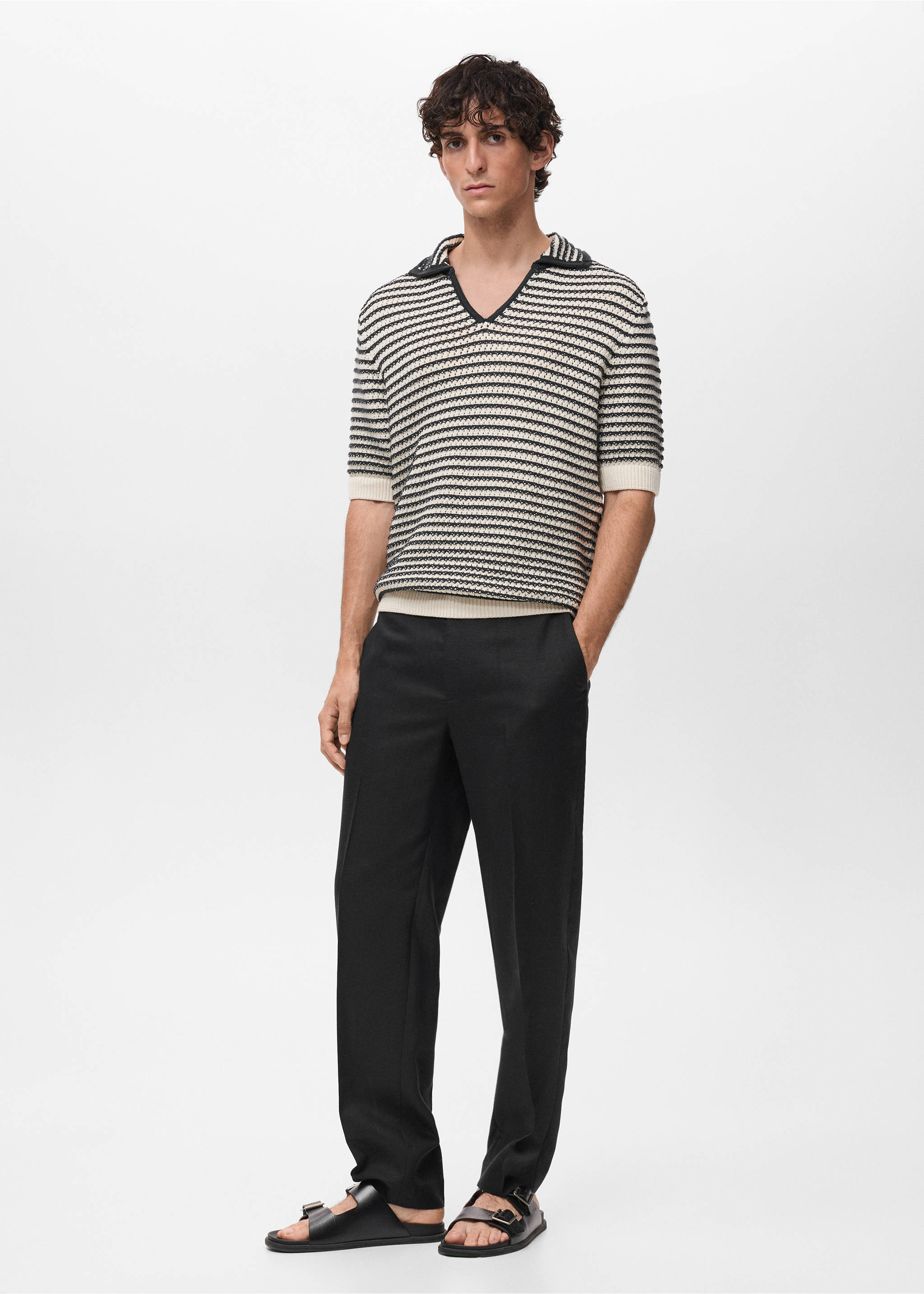 100% cotton polo shirt with striped structure - Details of the article 2, Black. Ref: 17032905-00.
