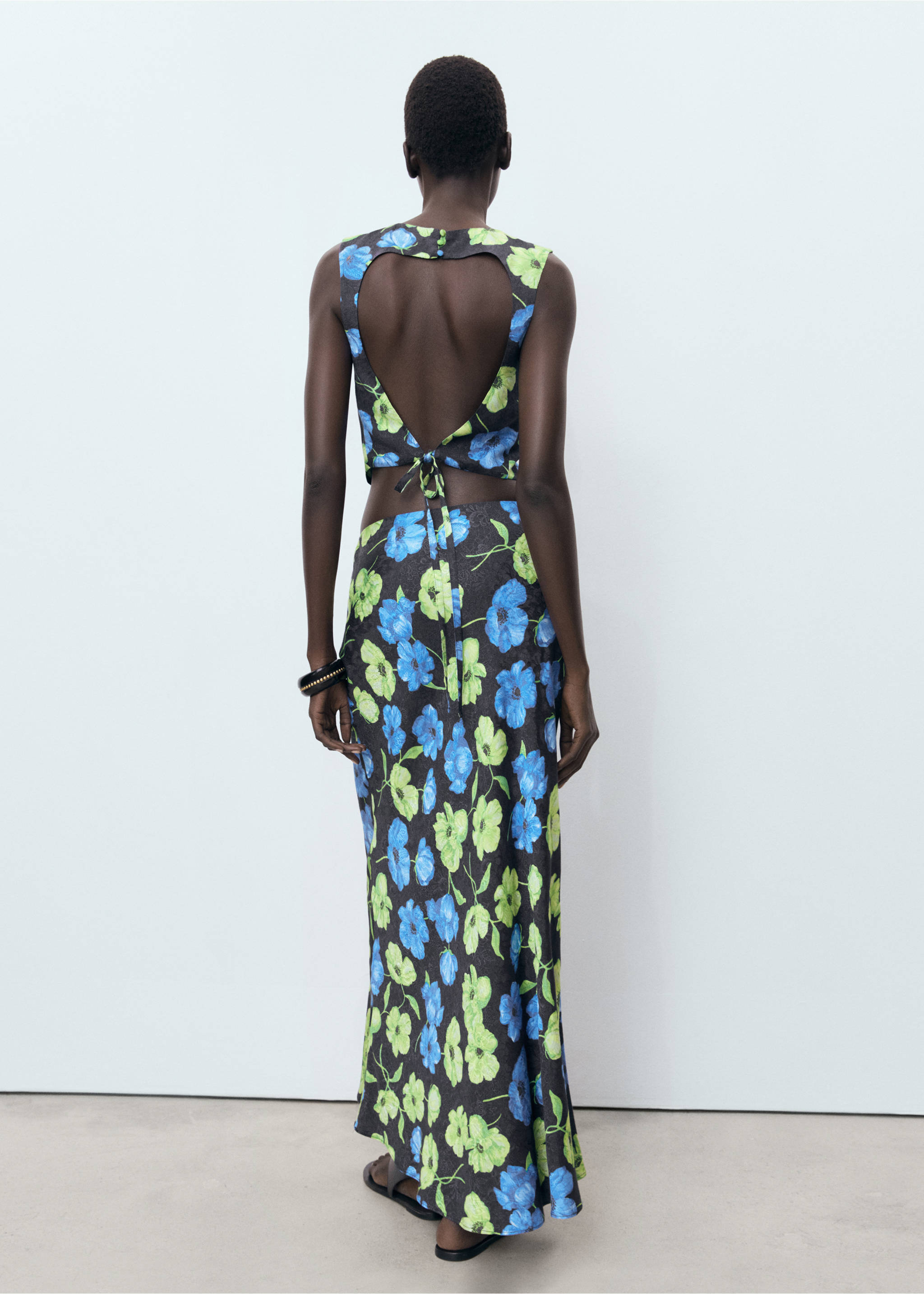 Floral-print long skirt - Reverse of the article, Black. Ref: 17032910-00.