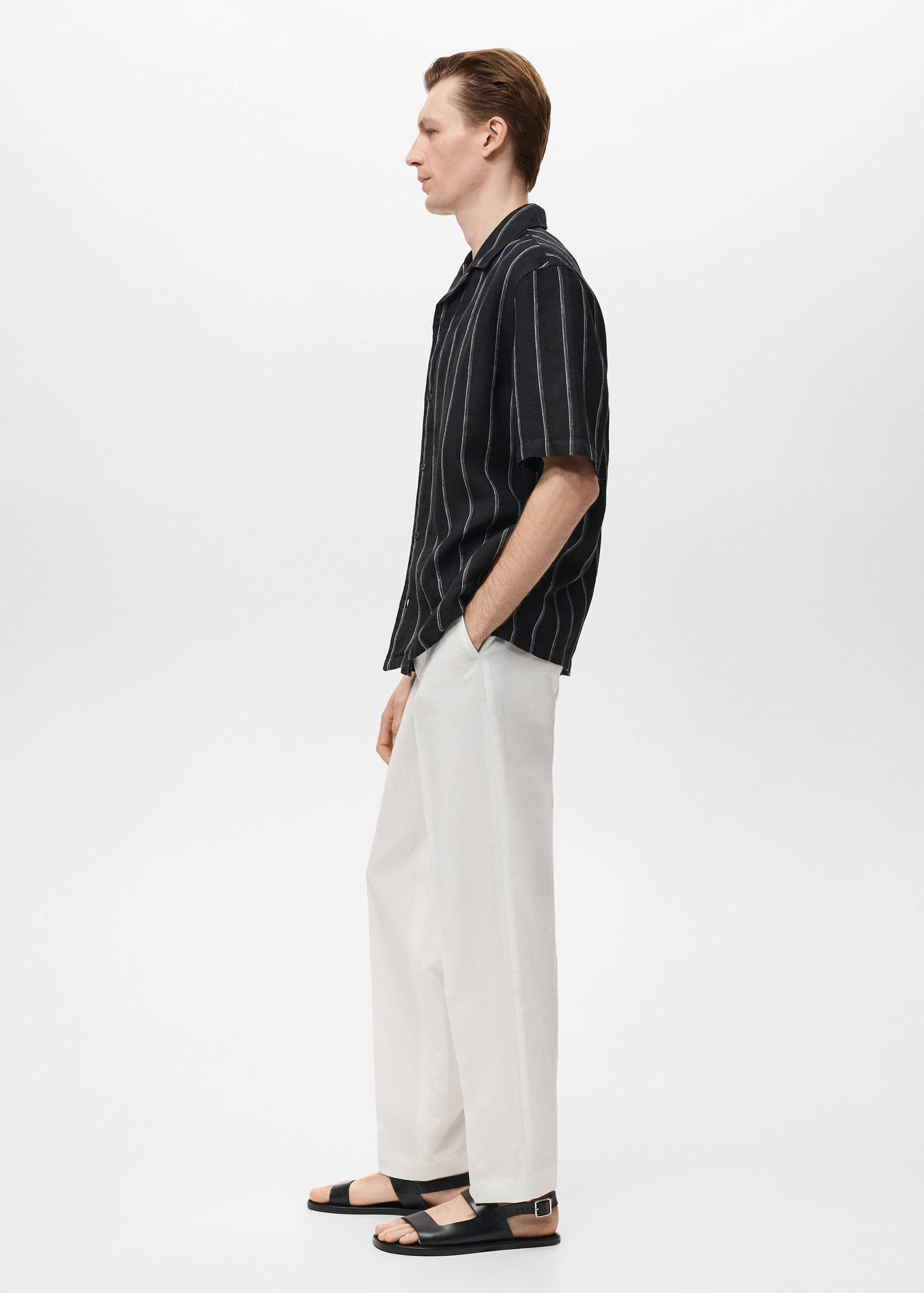 100% linen short-sleeve striped shirt - Details of the article 2