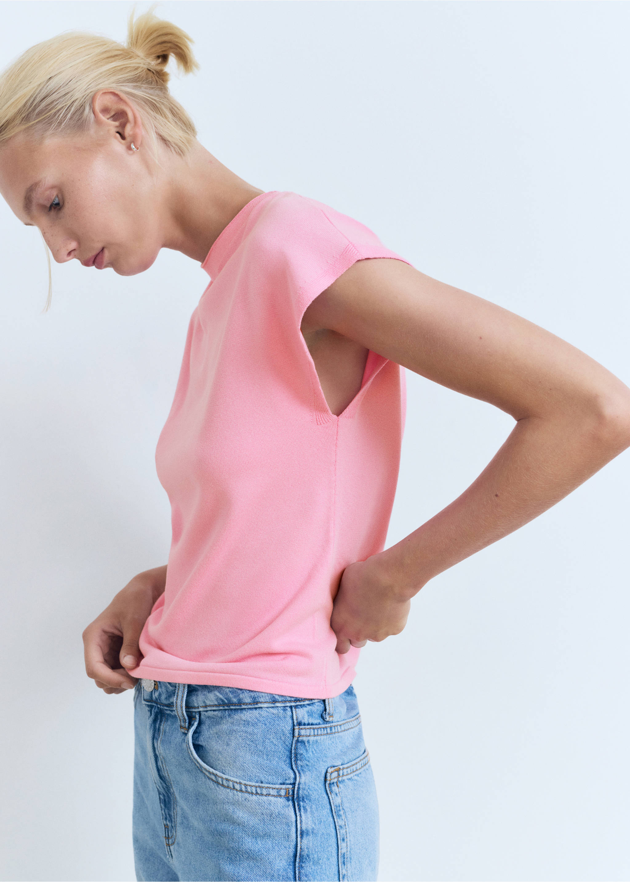 Short-sleeved fine-knit sweater - Medium plane, Pastel Pink. Ref: 17032929-00.