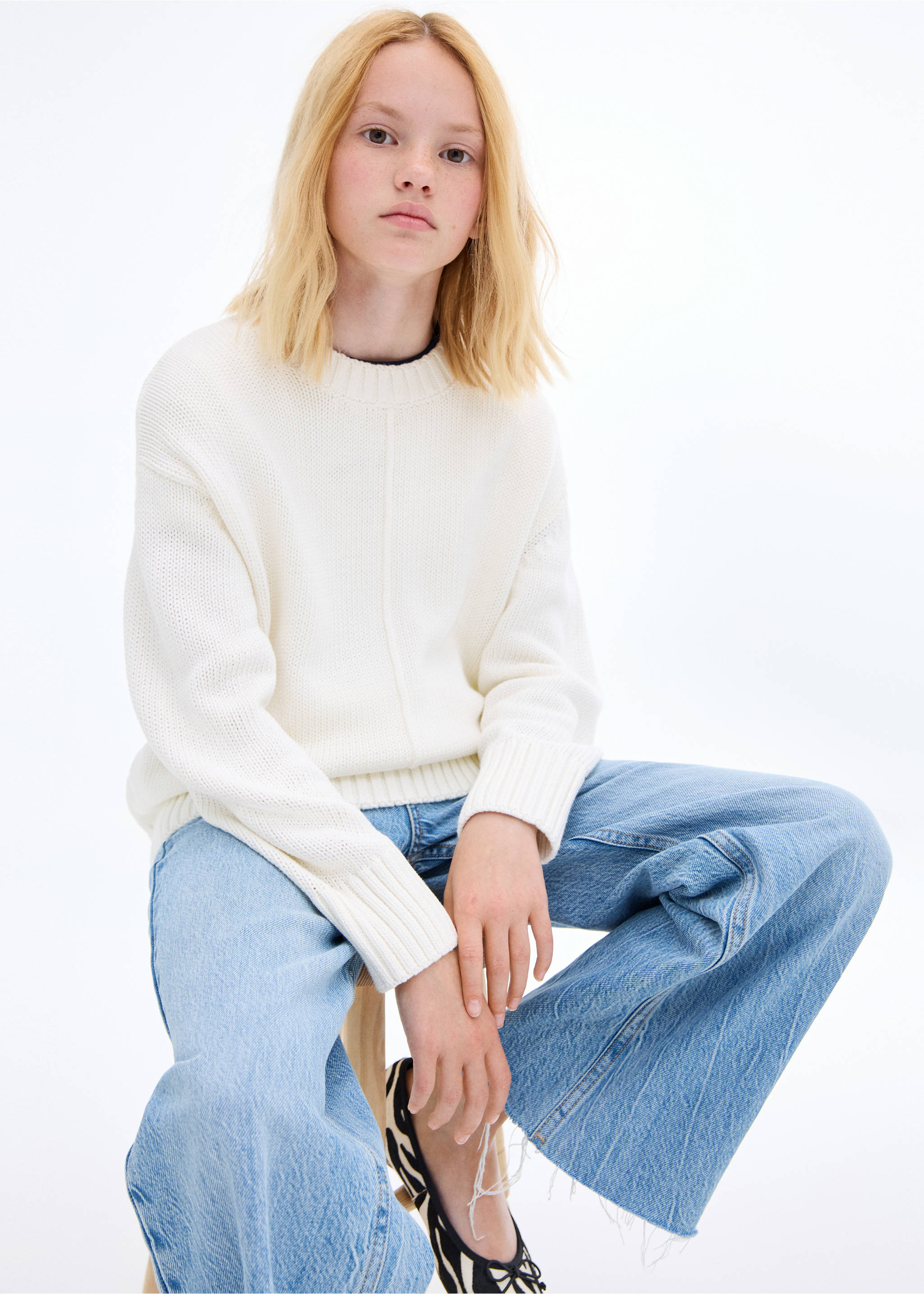 Long-sleeve knitted sweater - Medium plane, Off White. Ref: 17033280-00.