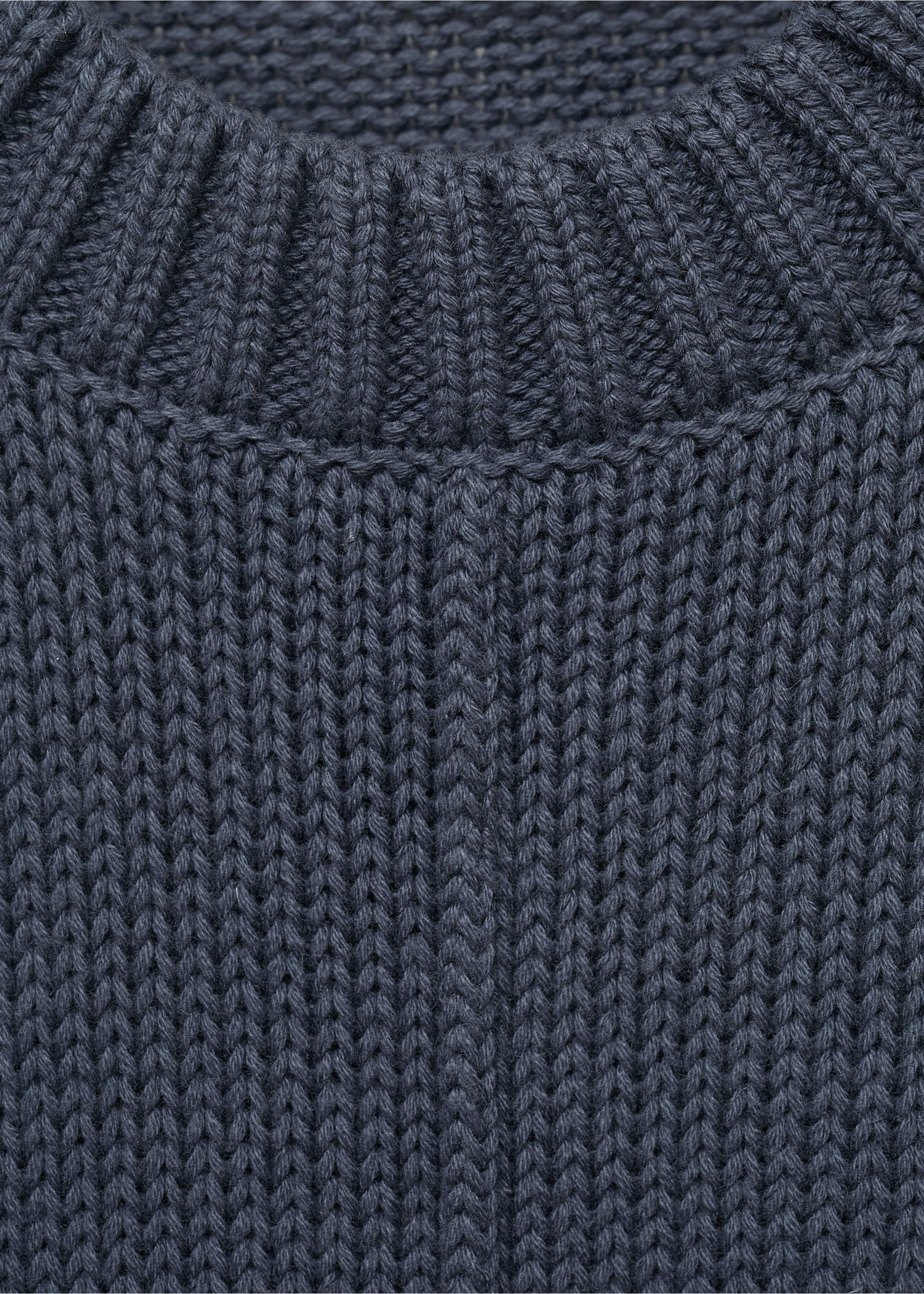 Long-sleeve knitted sweater - Details of the article 8, Navy. Ref: 17033280-00.