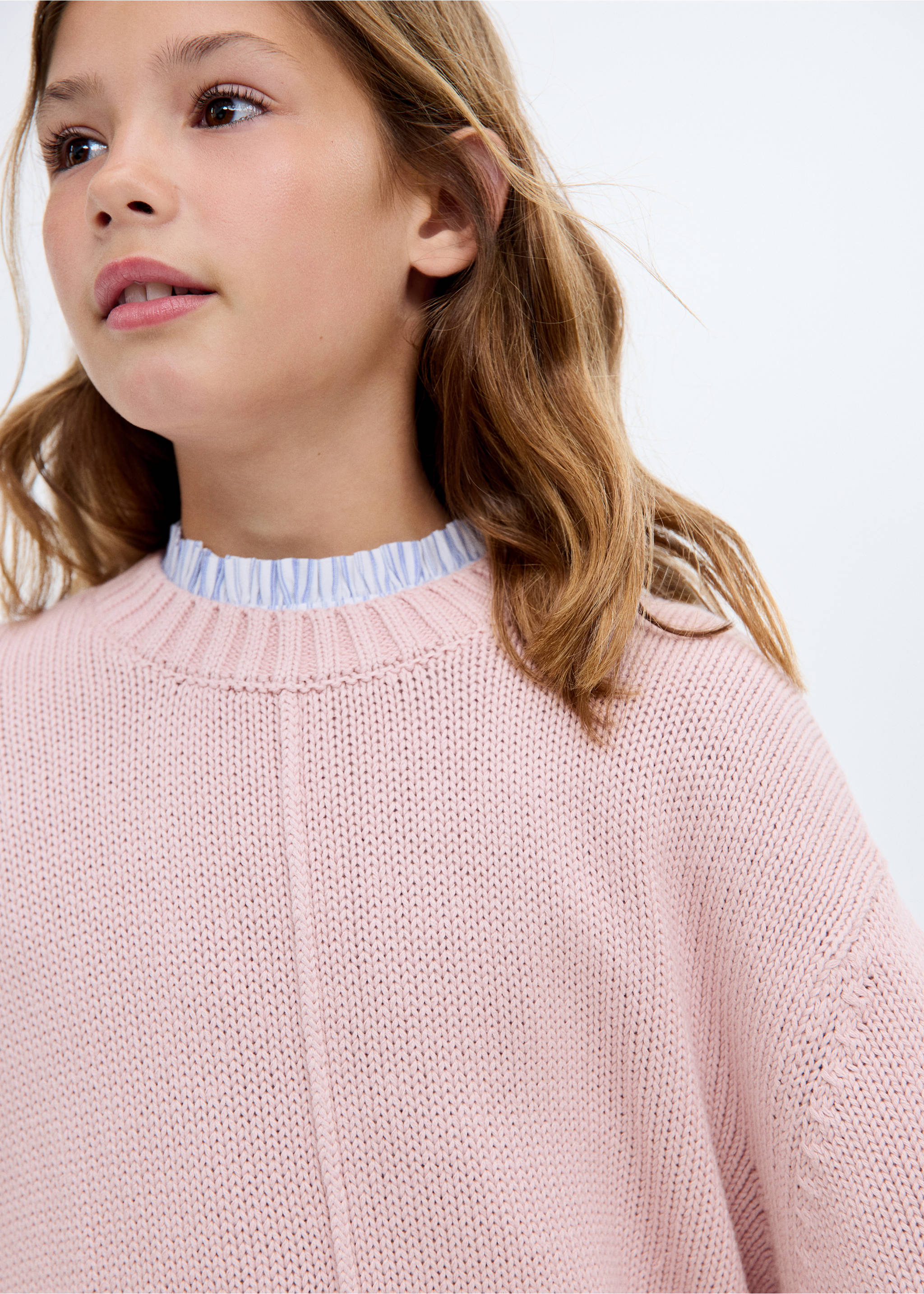 Long-sleeve knitted sweater - Details of the article 1, Pastel Pink. Ref: 17033280-00.