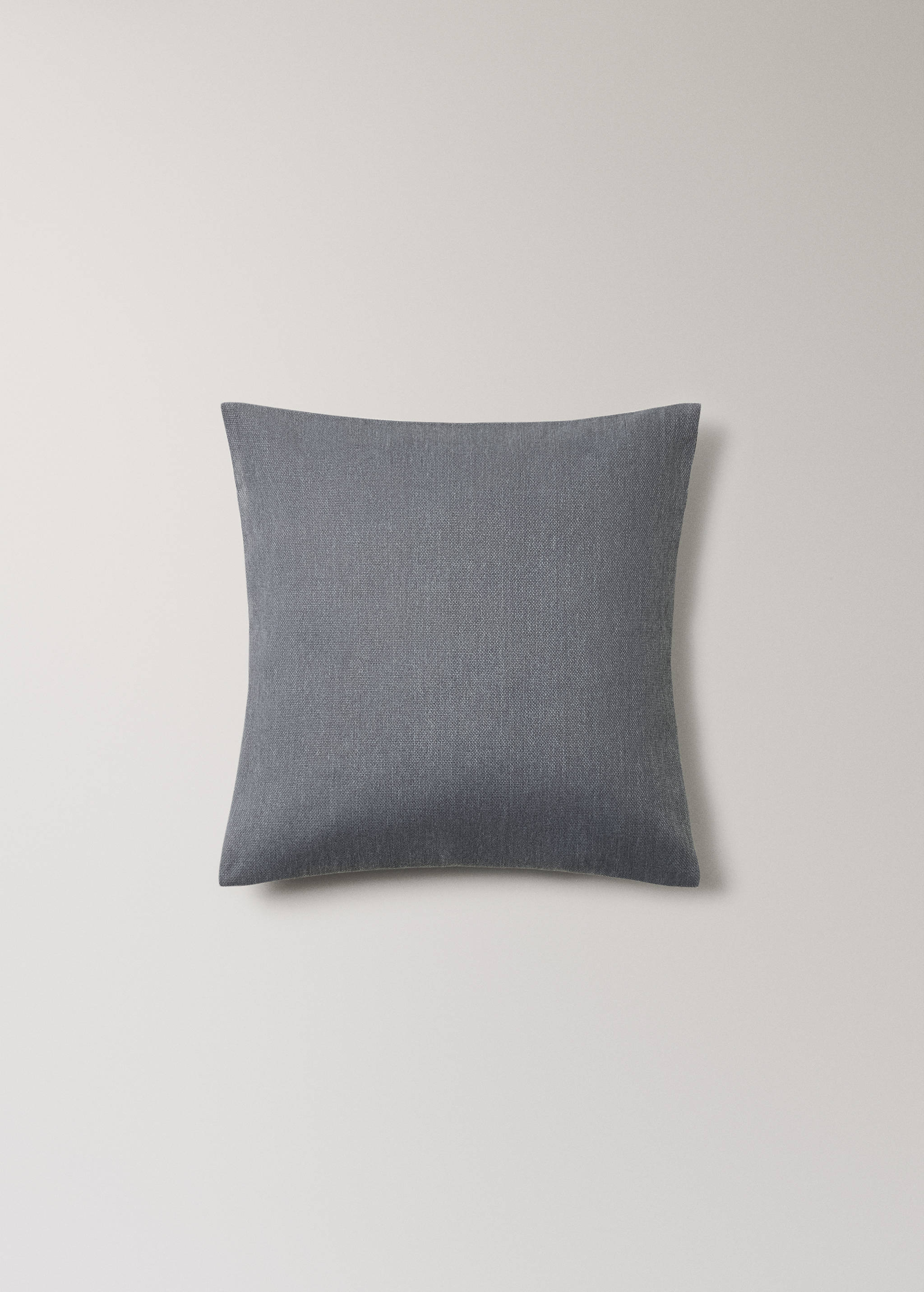 Cushion cover with structure, 45x45 cm - Article without model