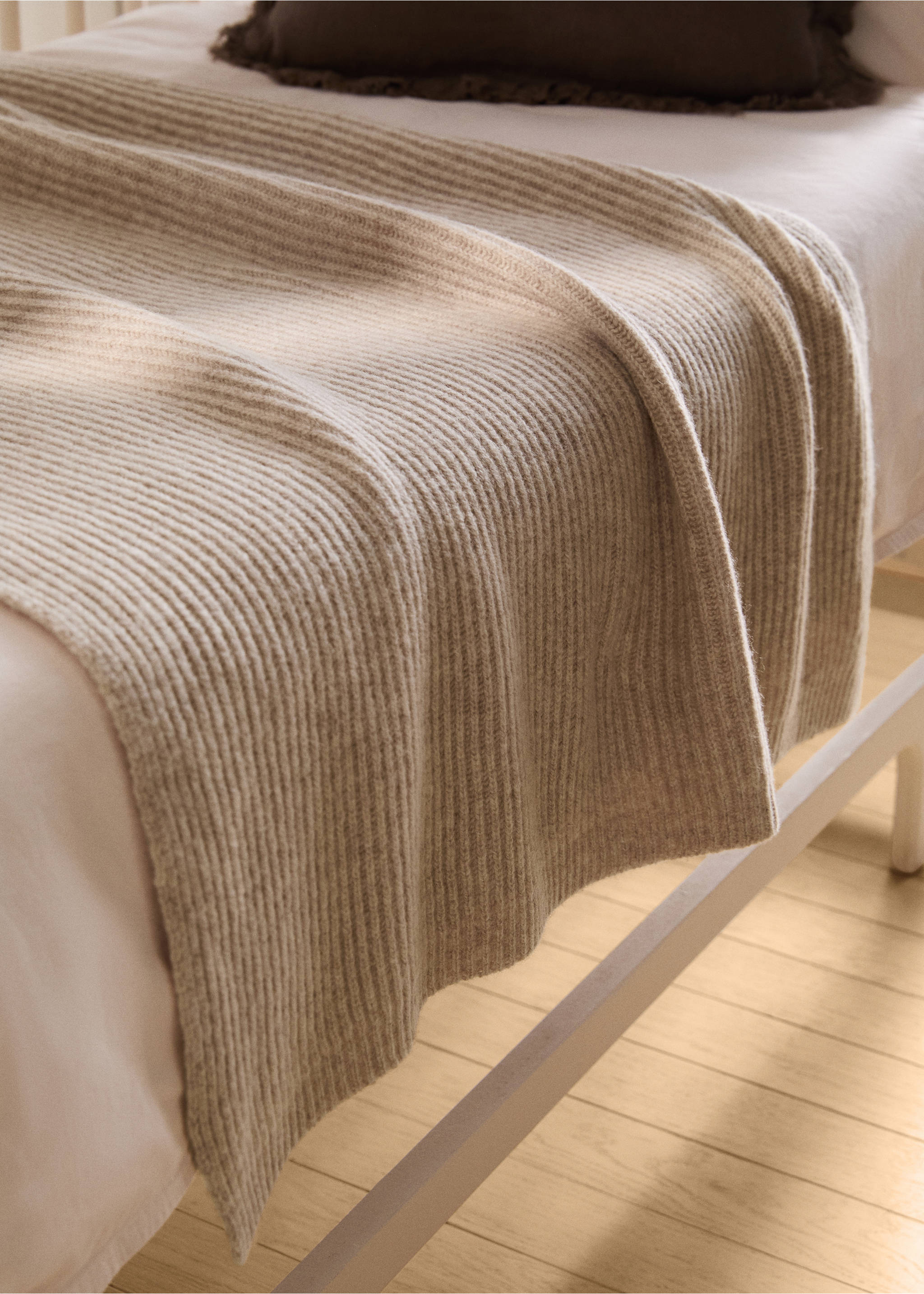 Children's cashmere wool knitted blanket - General plane, Sand. Ref: 17033320-00.