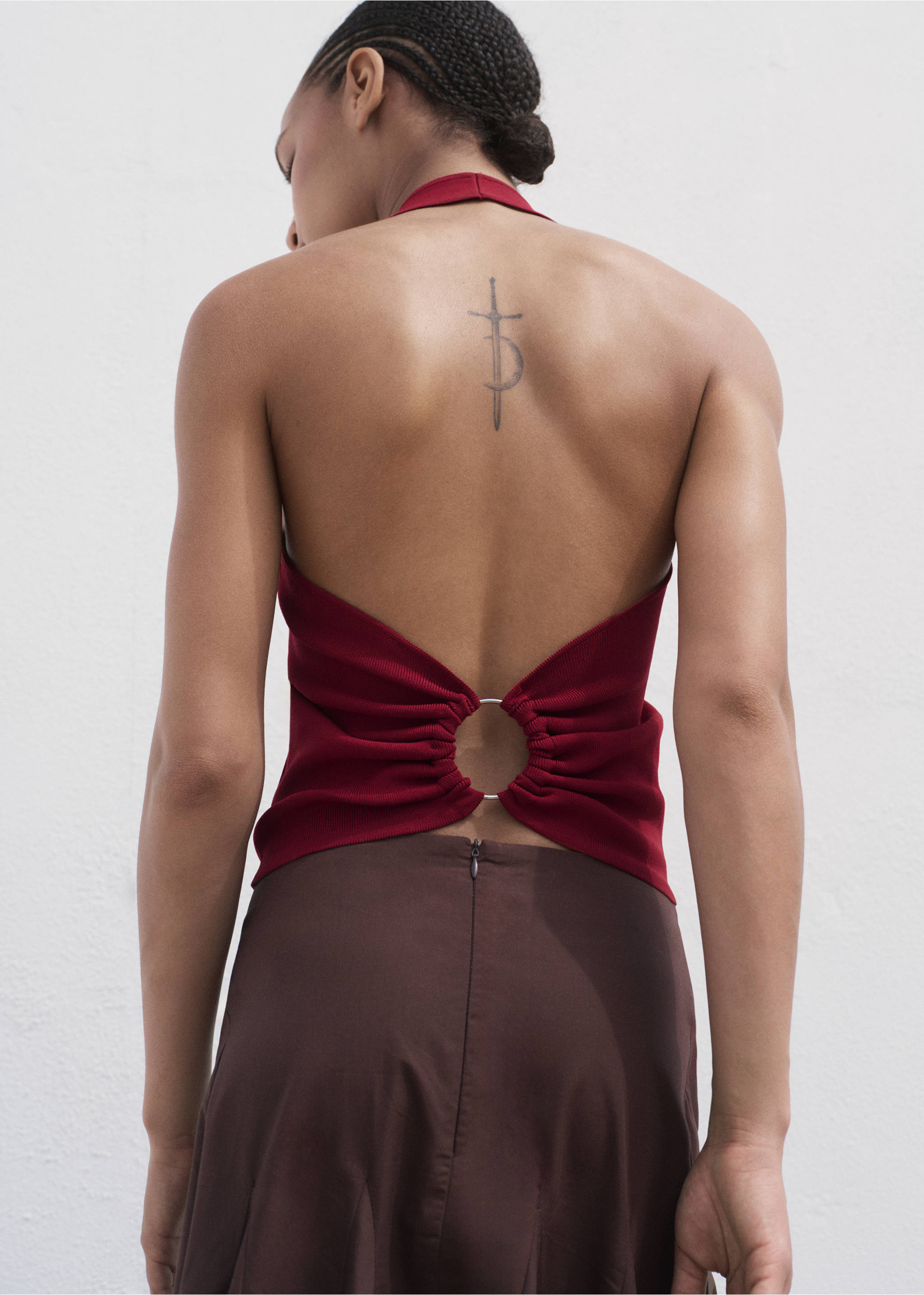 Knitted top with hoop detail - Reverse of the article, Wine. Ref: 17034084-00.