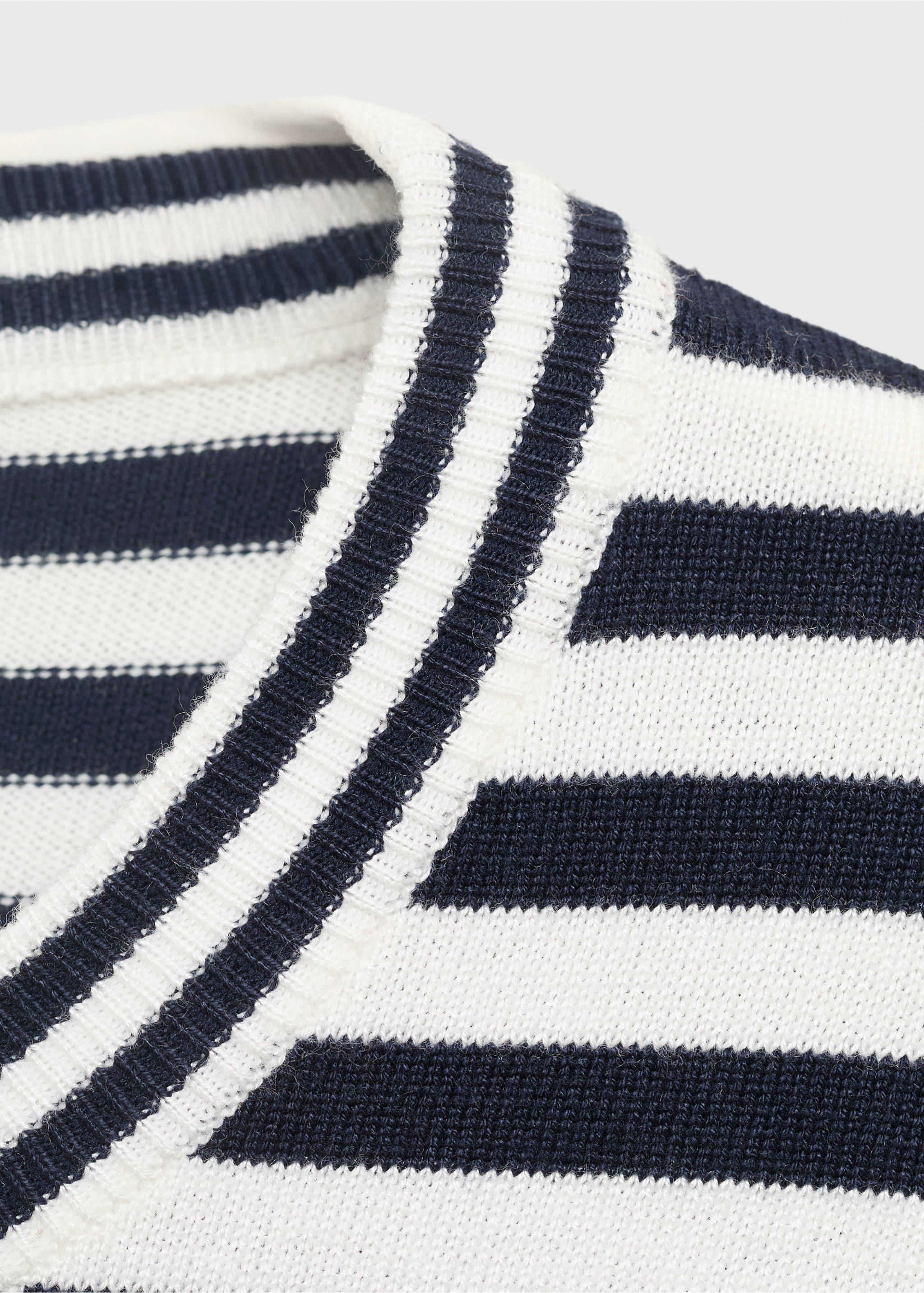 Gestreifter Kurzarm-Pullover - Detail des Artikels 8, Marineblau. Ref: 17034099-00.