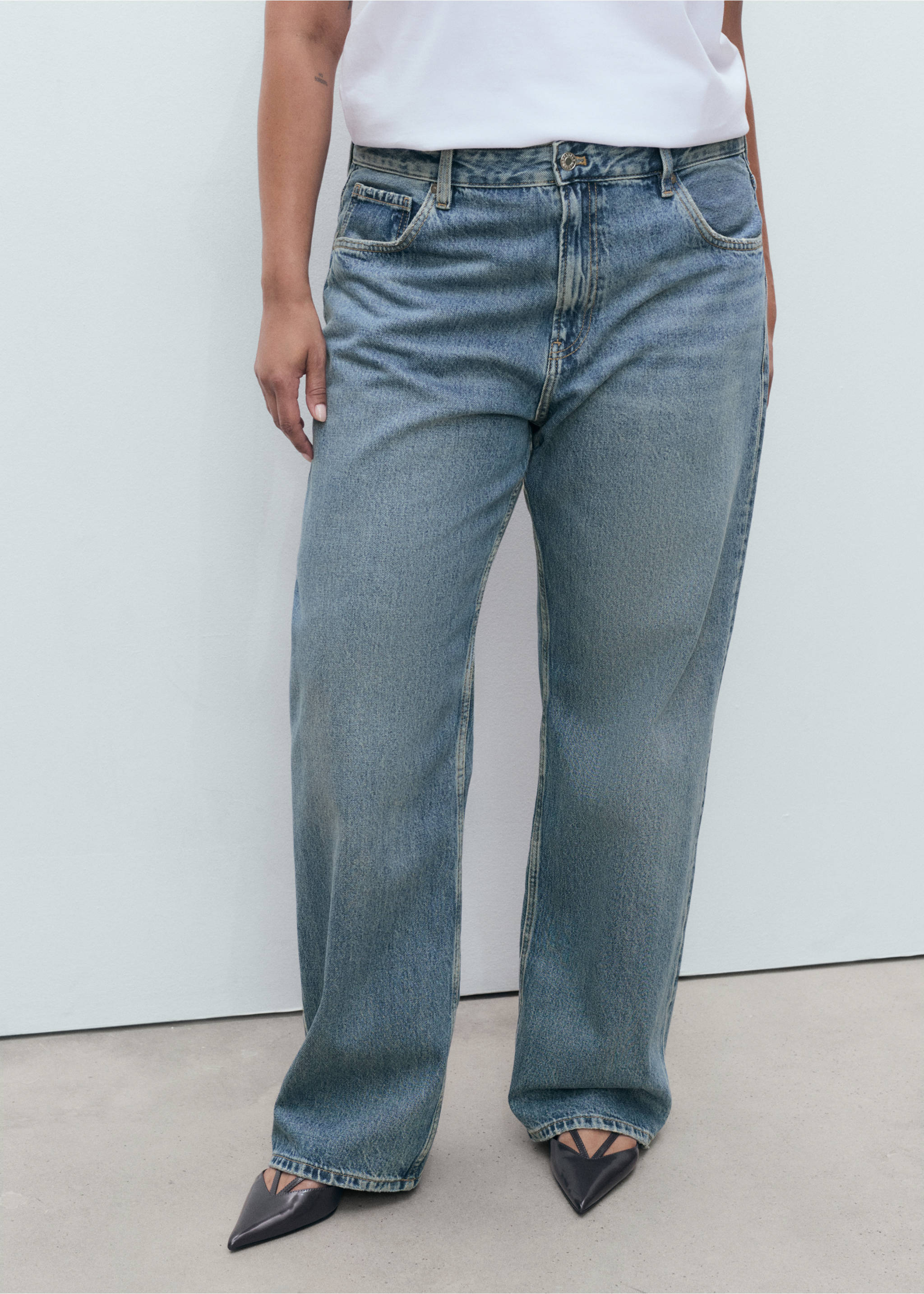 Miami straight-fit mid-rise jeans - Detail van het artikel 5, Middenblauw. Ref: 17034103-00.