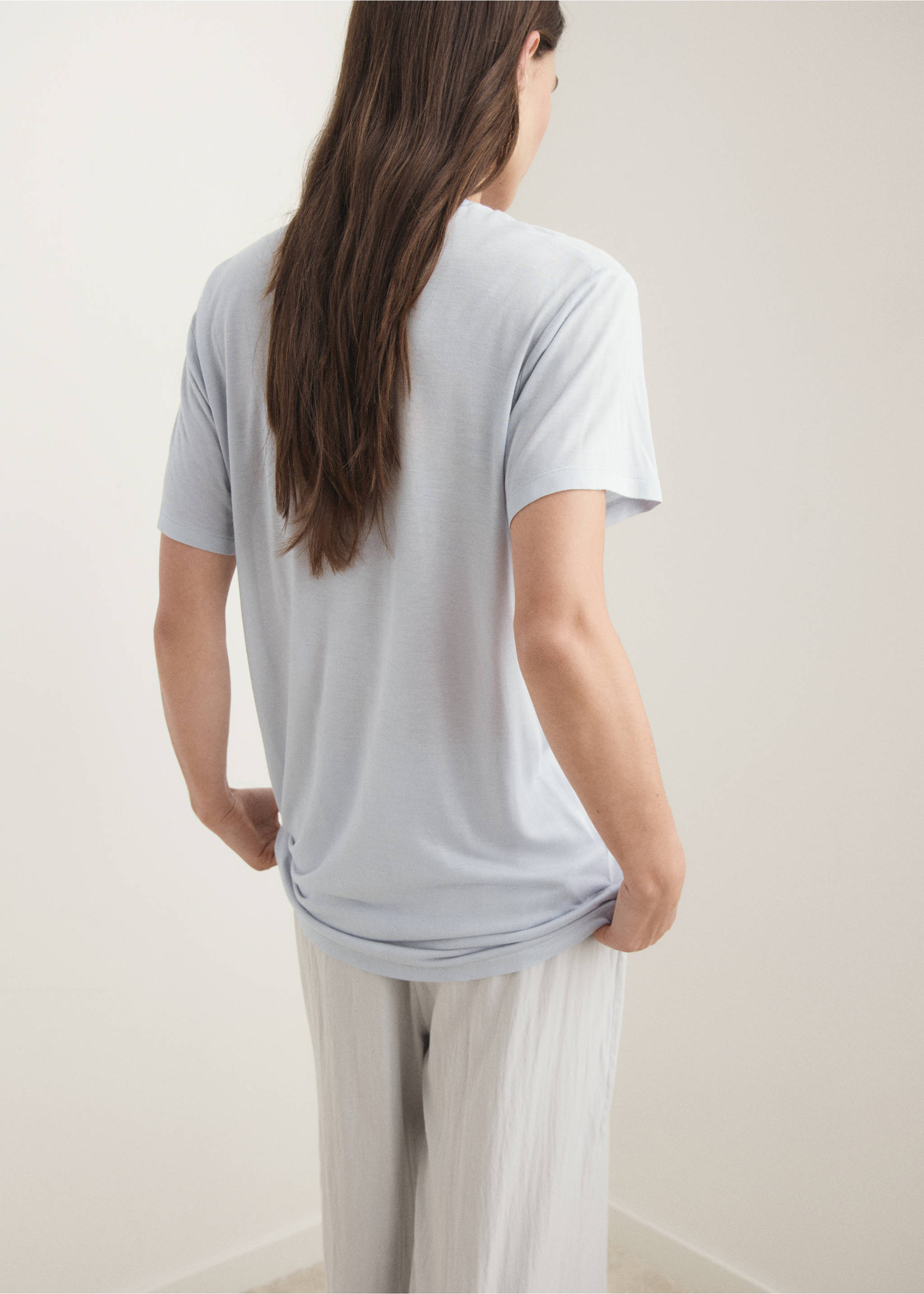 Garment washed t-shirt - Reverse of the article, Light/Pastel Grey. Ref: 17034105-00.