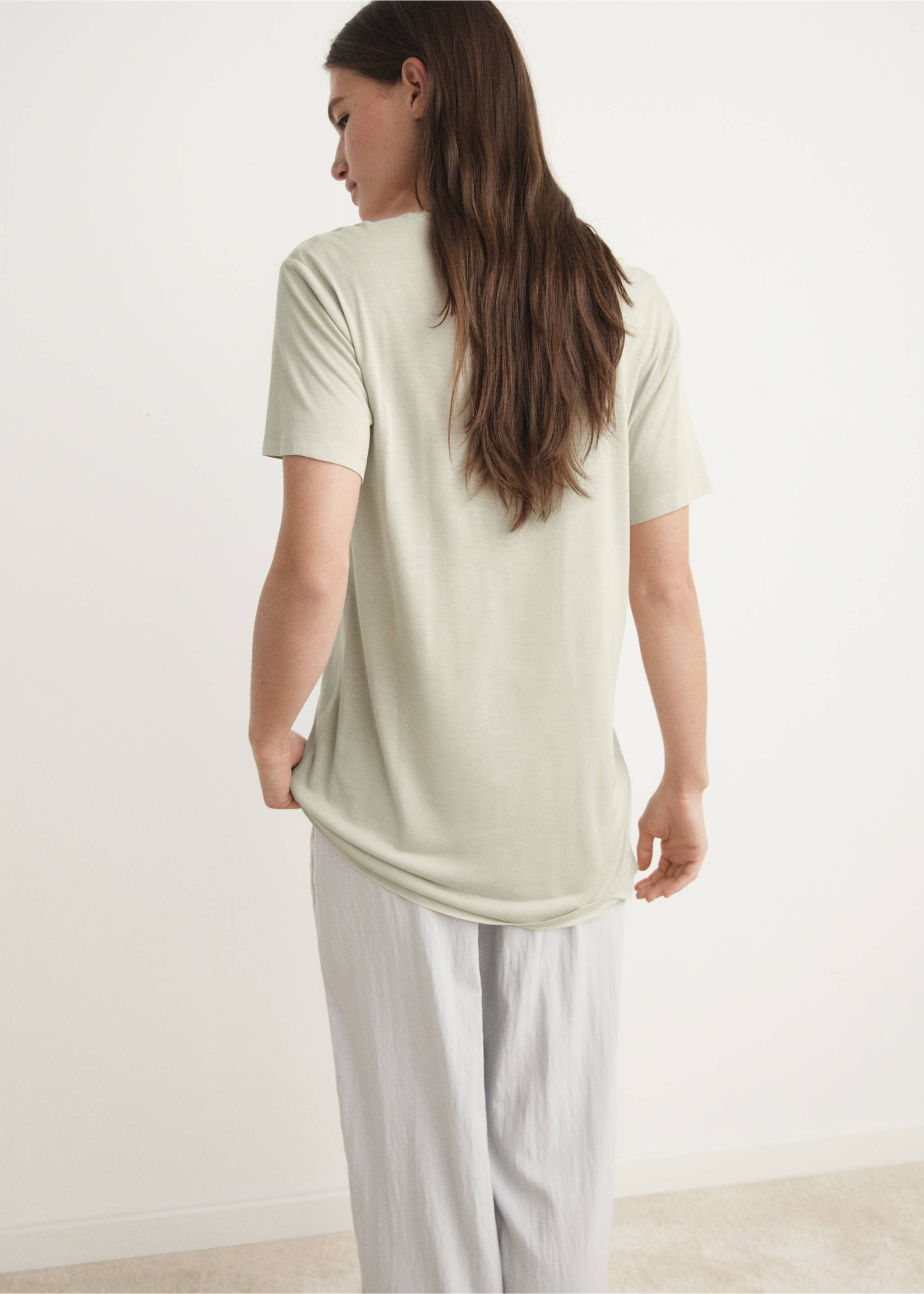 Garment washed t-shirt - Reverse of the article, Pastel Green. Ref: 17034105-00.