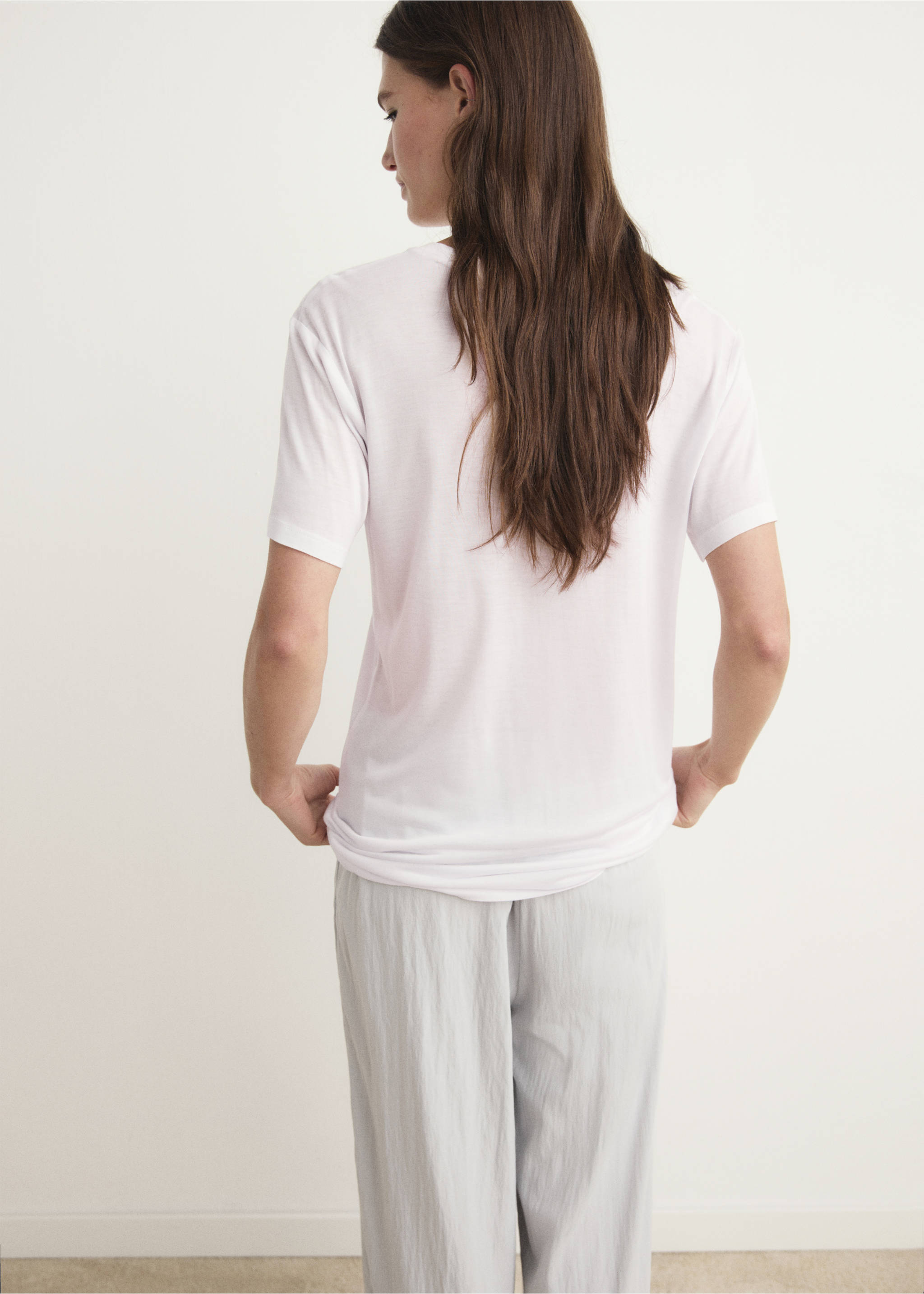 T-skjorte garment washed - Baksiden av artikkelen, Lyst/pastell grå. Ref: 17034105-00.