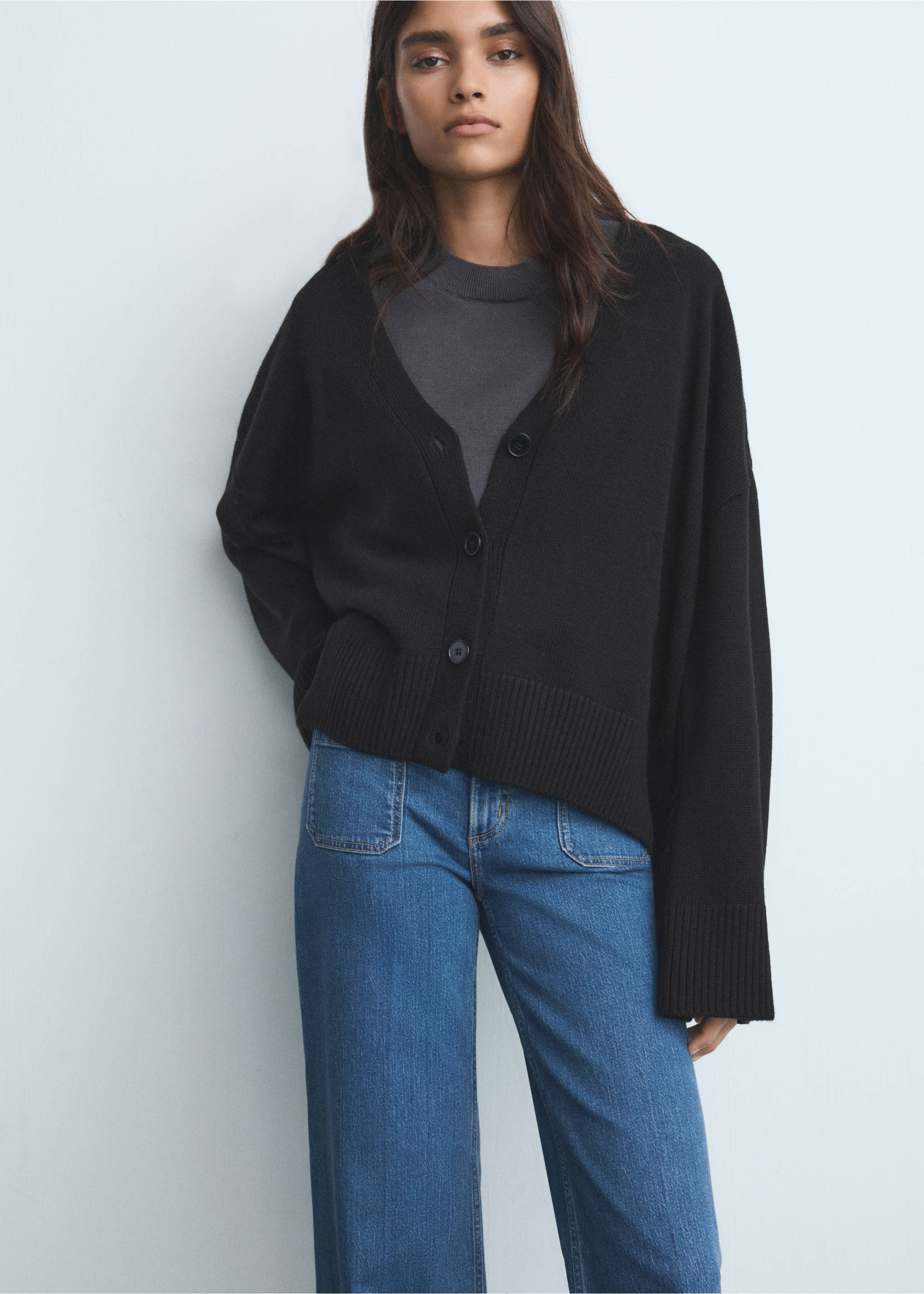 Wide leg jeans with pockets - Details of the article 1, Medium Blue. Ref: 17034113-00.