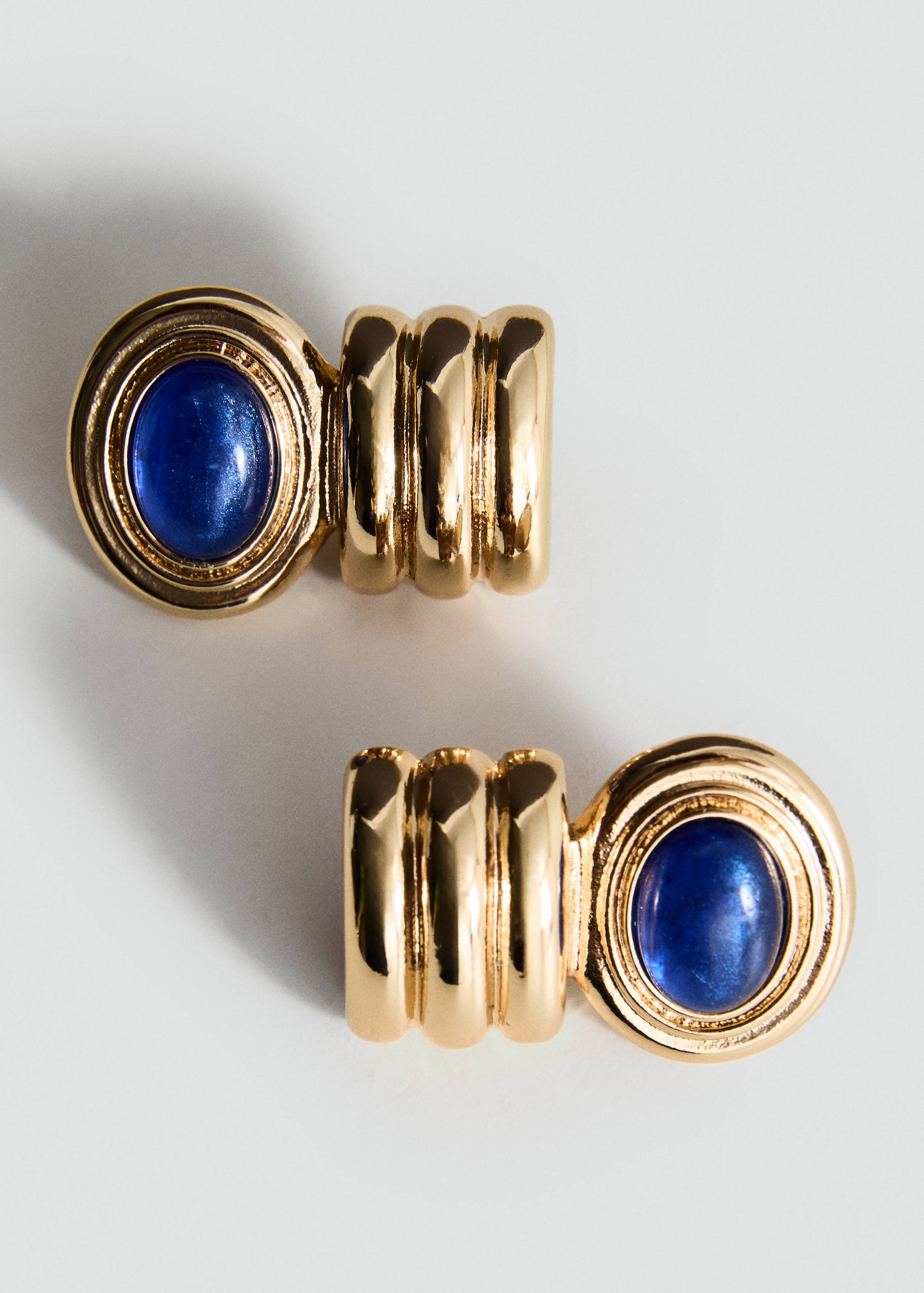 Boucles d'oreilles combinées relief - Plan moyen