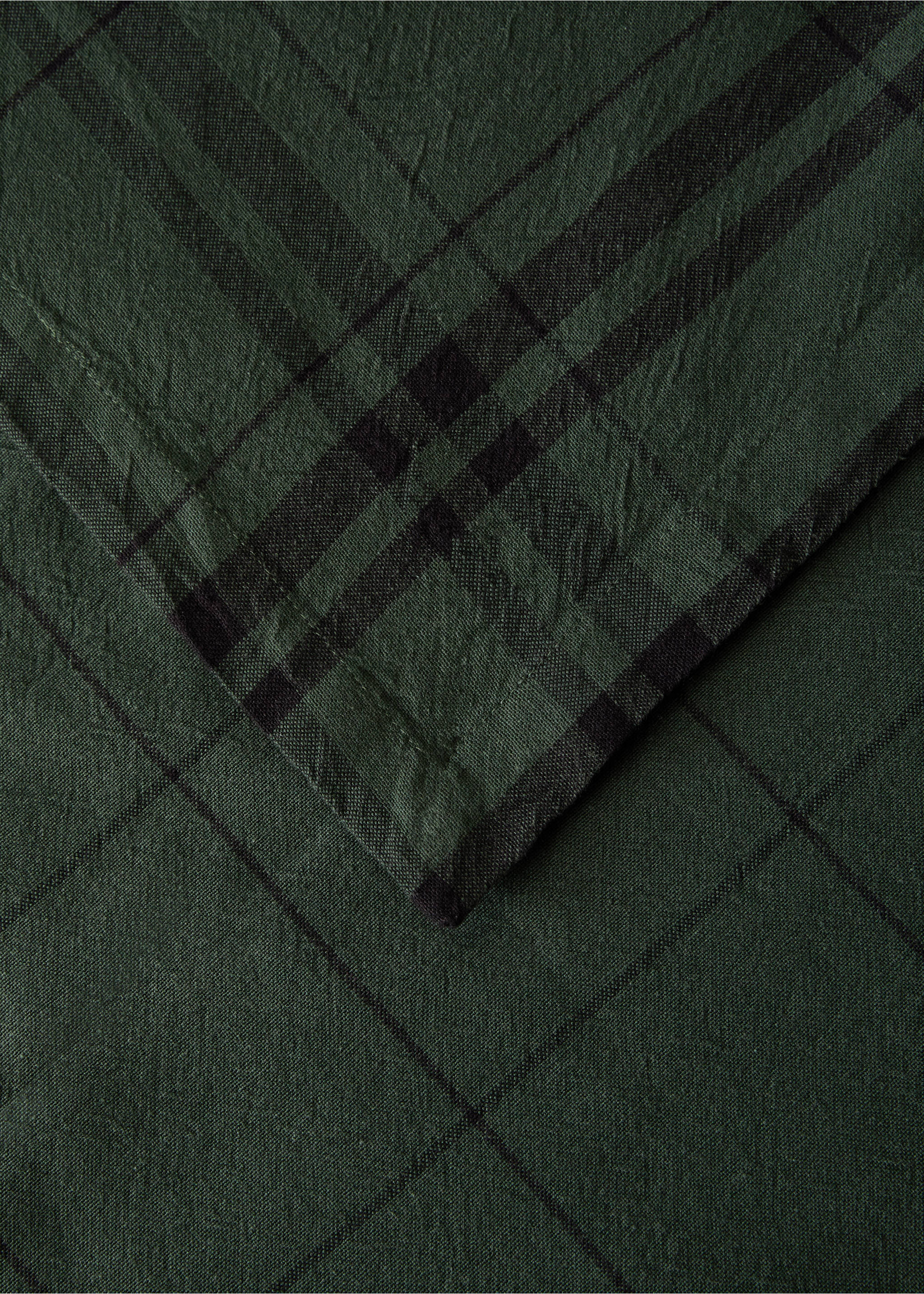Overdyed cotton check tablecloth for 6 to 8 diners - Details of the article 1, Khaki. Ref: 17034127-00.