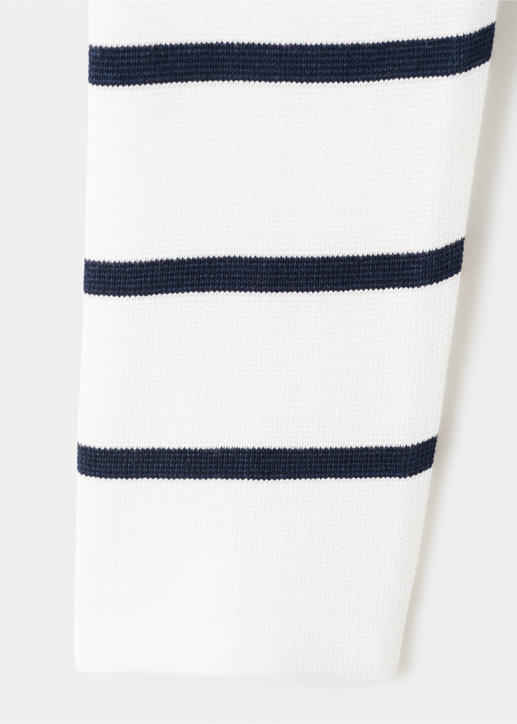 Fine-knit boat-neck sweater - Details of the article 8, Ecru. Ref: 17034139-00.