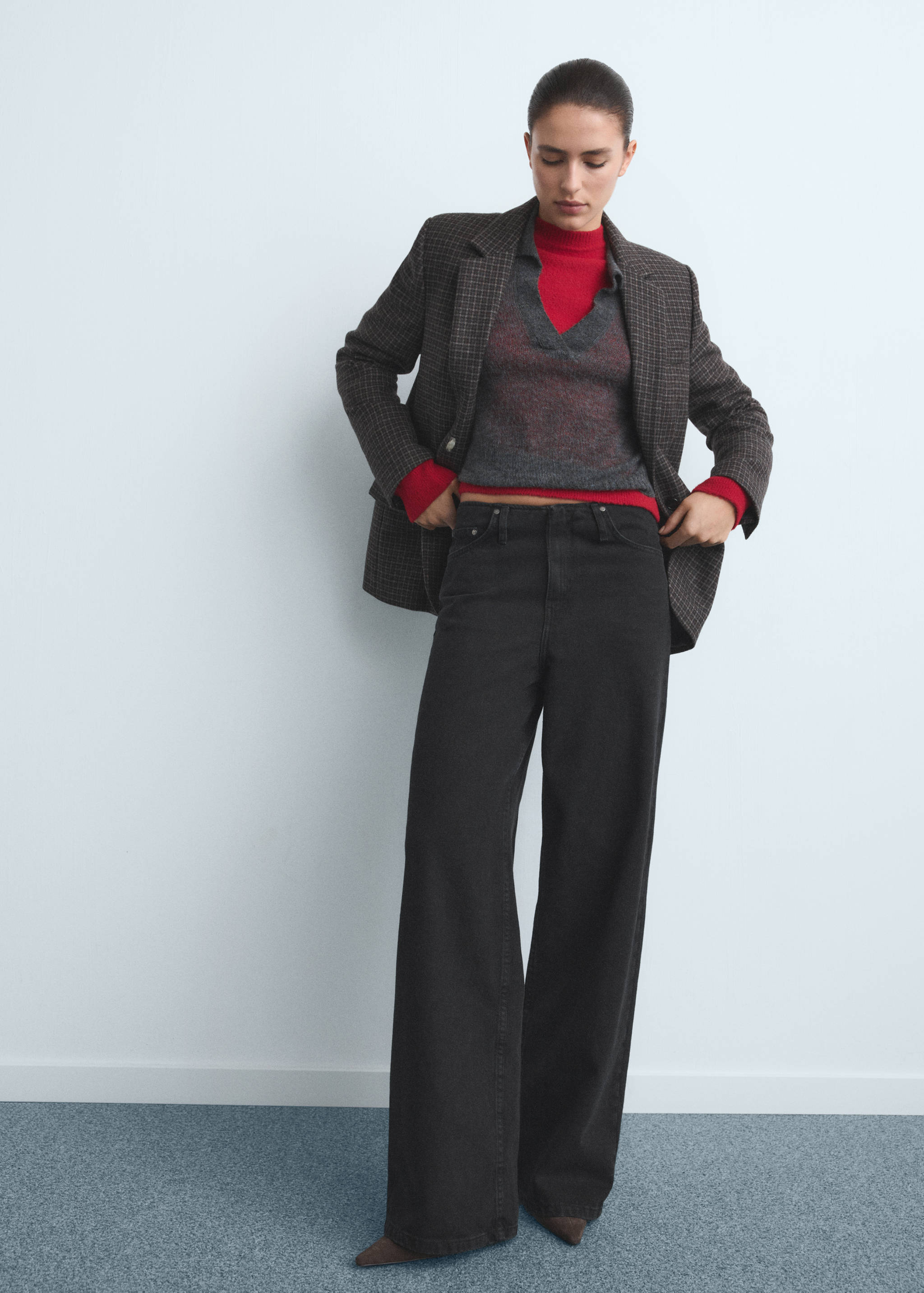 Wide leg mid-rise jeans - General plane