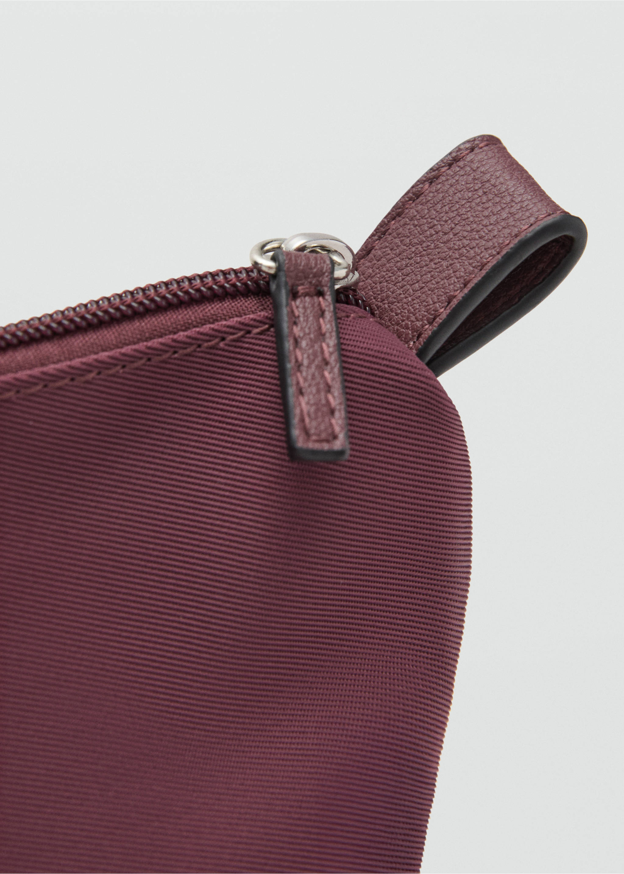 Shopper bag - Details of the article 3, Burgundy. Ref: 17034432-00.