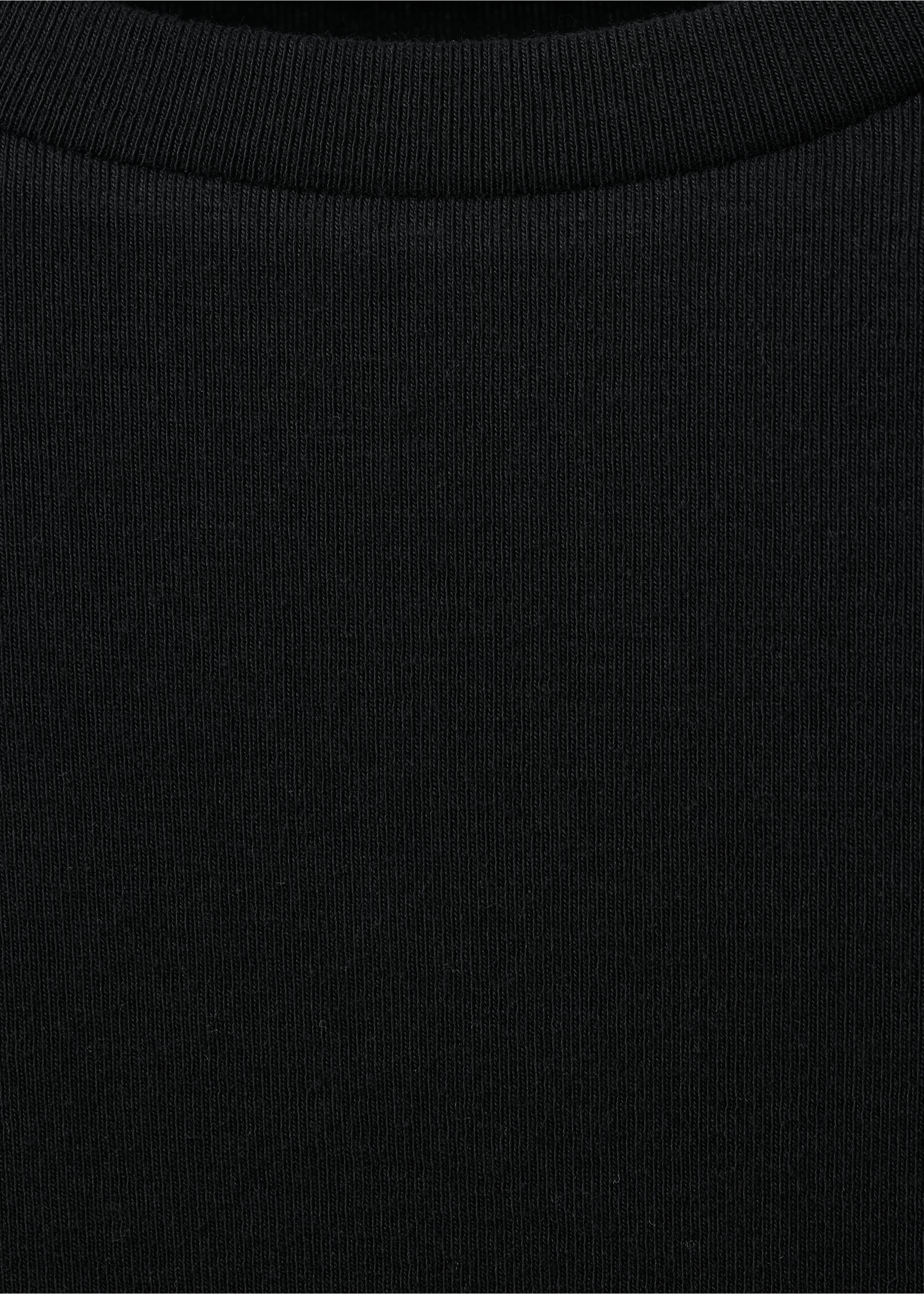 Long-sleeved cropped t-shirt - Details of the article 8, Black. Ref: 17034781-00.