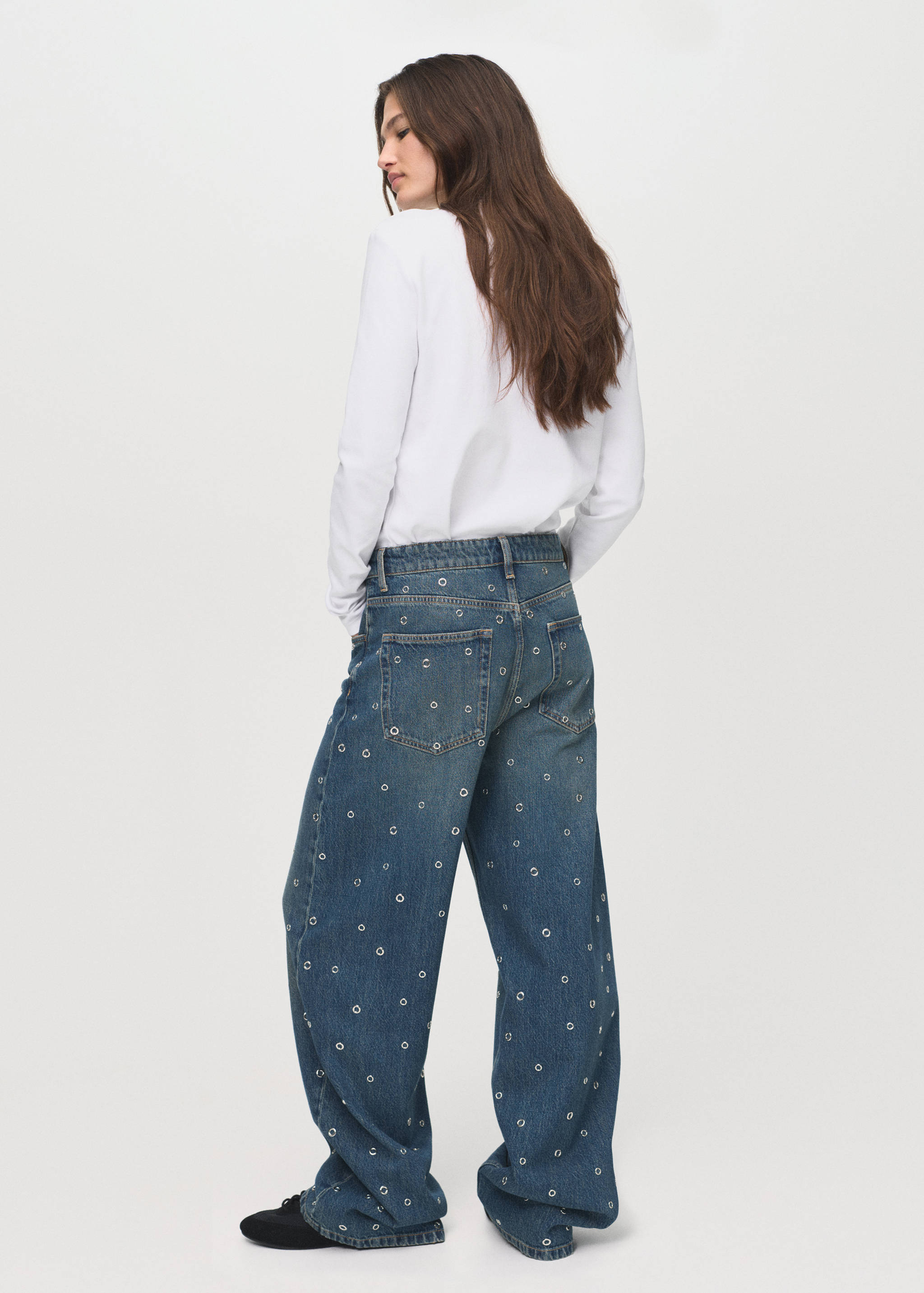 Barrel jeans with eyelets - Reverse of the article