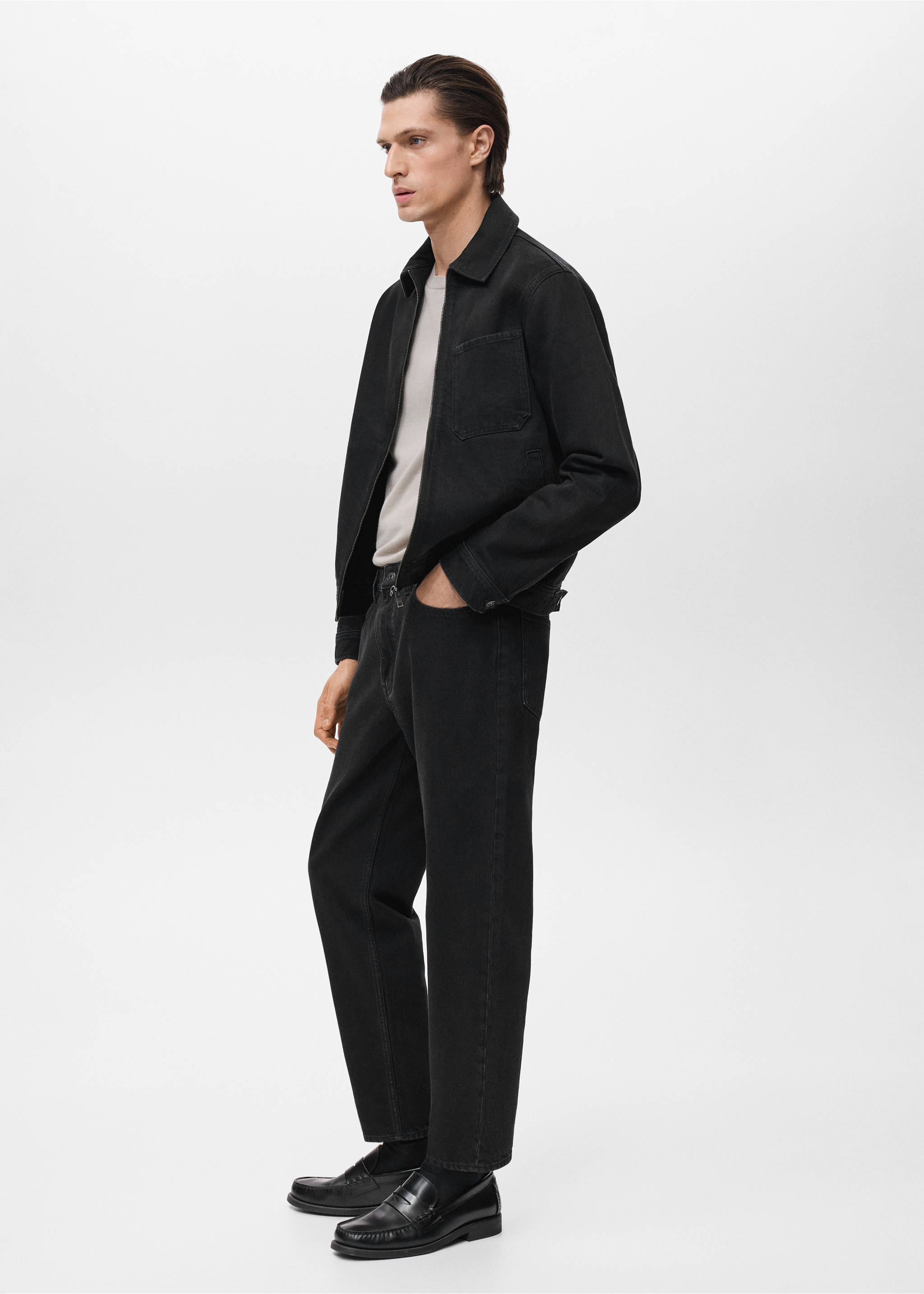 Denim jacket with pockets - Details of the article 2, Black denim. Ref: 17035143-00.