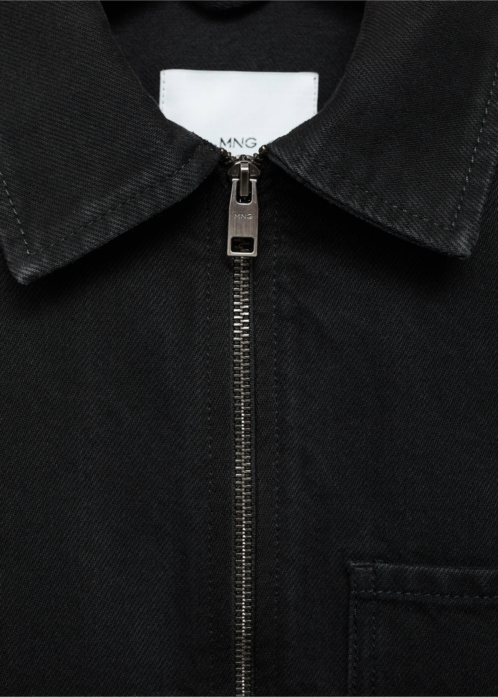 Denim jacket with pockets - Details of the article 8, Black denim. Ref: 17035143-00.