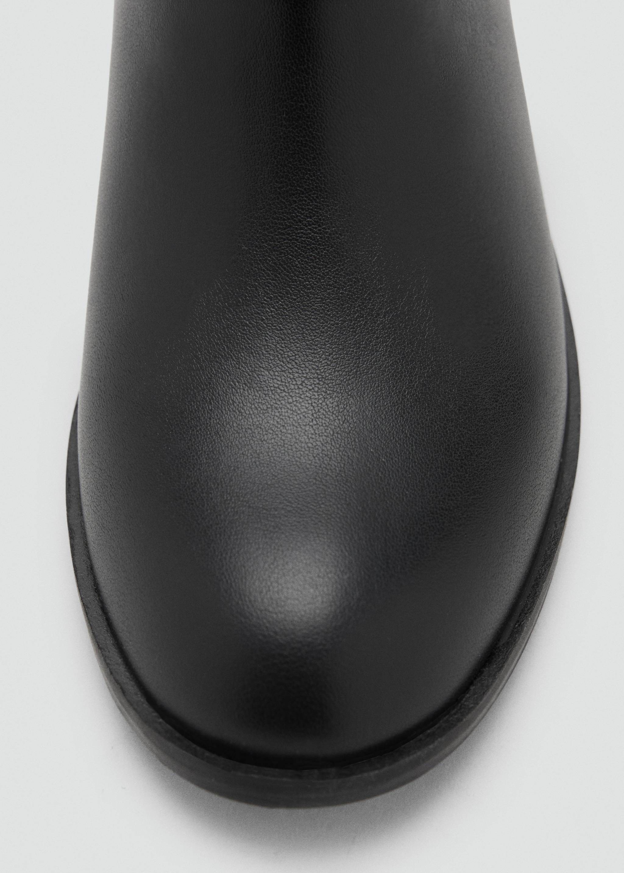Stud ankle boots - Details of the article 2