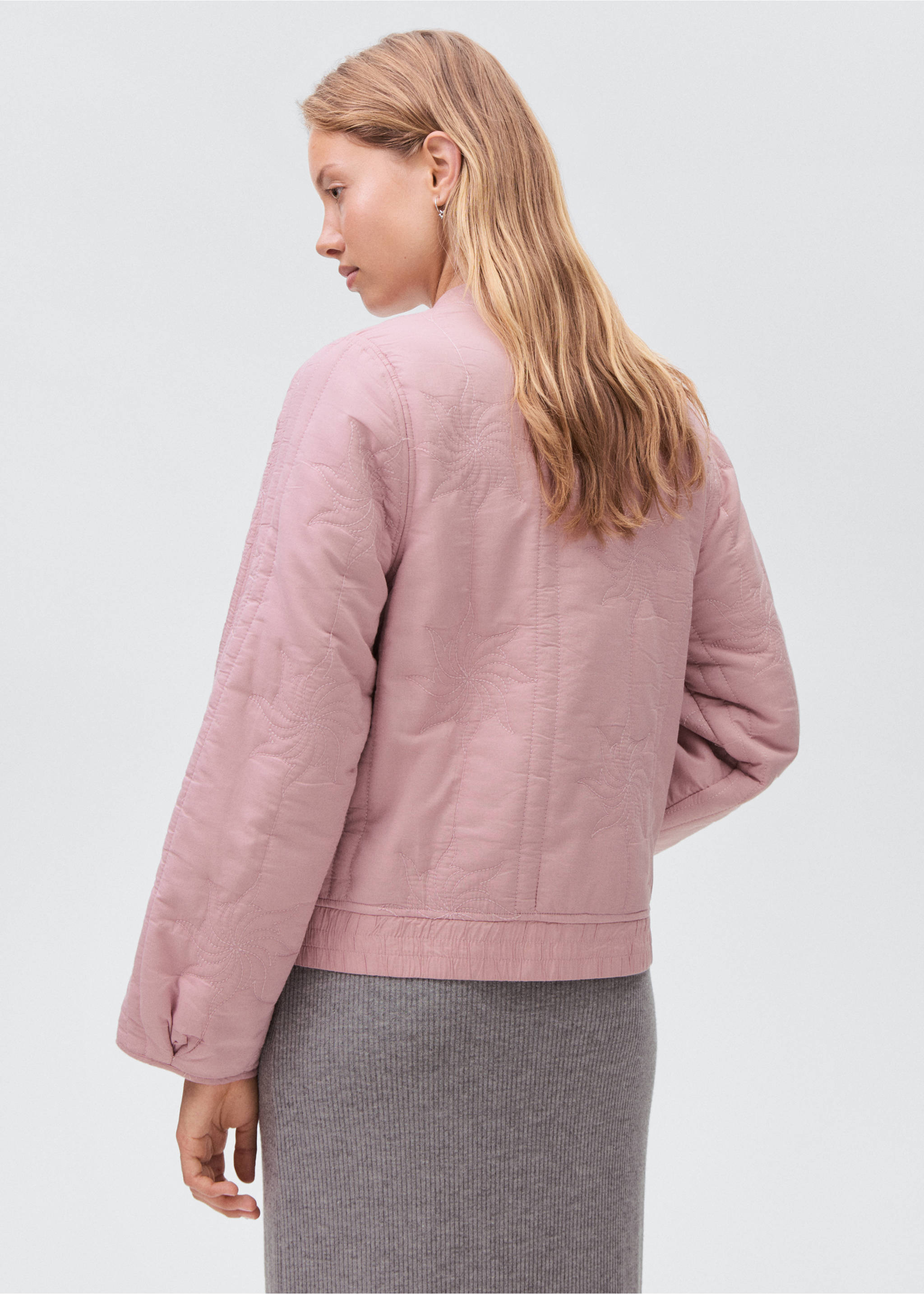 Embroidered quilted jacket - Reverse of the article, Pastel Pink. Ref: 17035163-00.