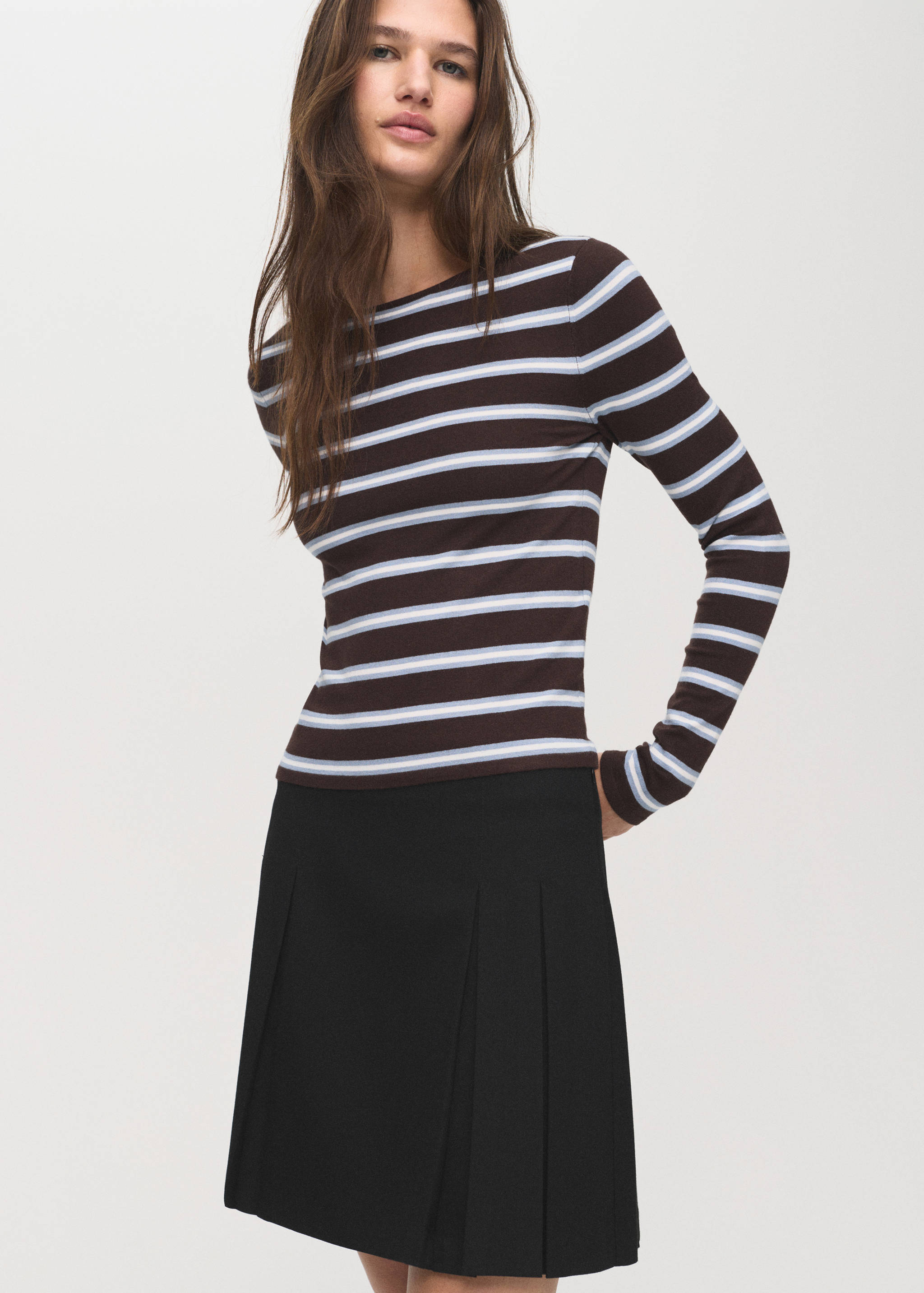 Pleated mini-skirt - Details of the article 1