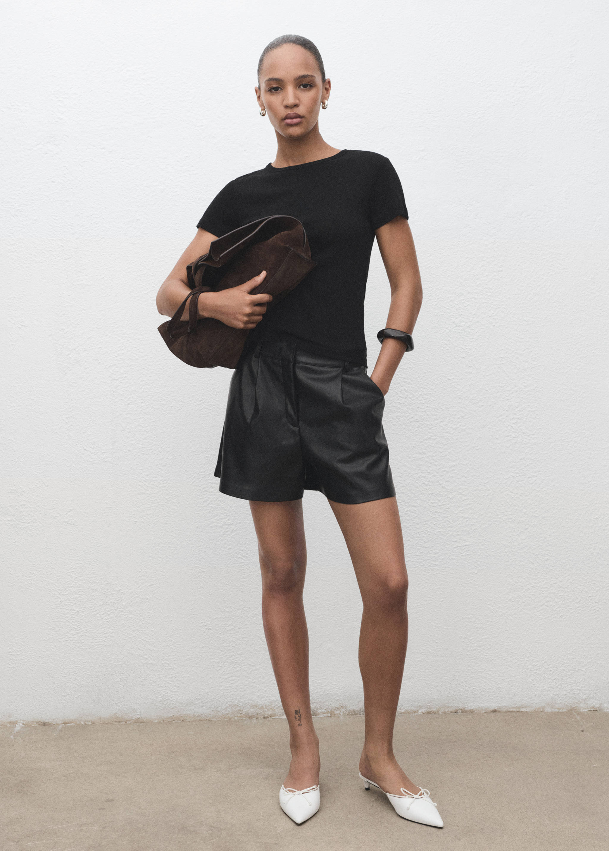Pleated faux-leather shorts - General plane