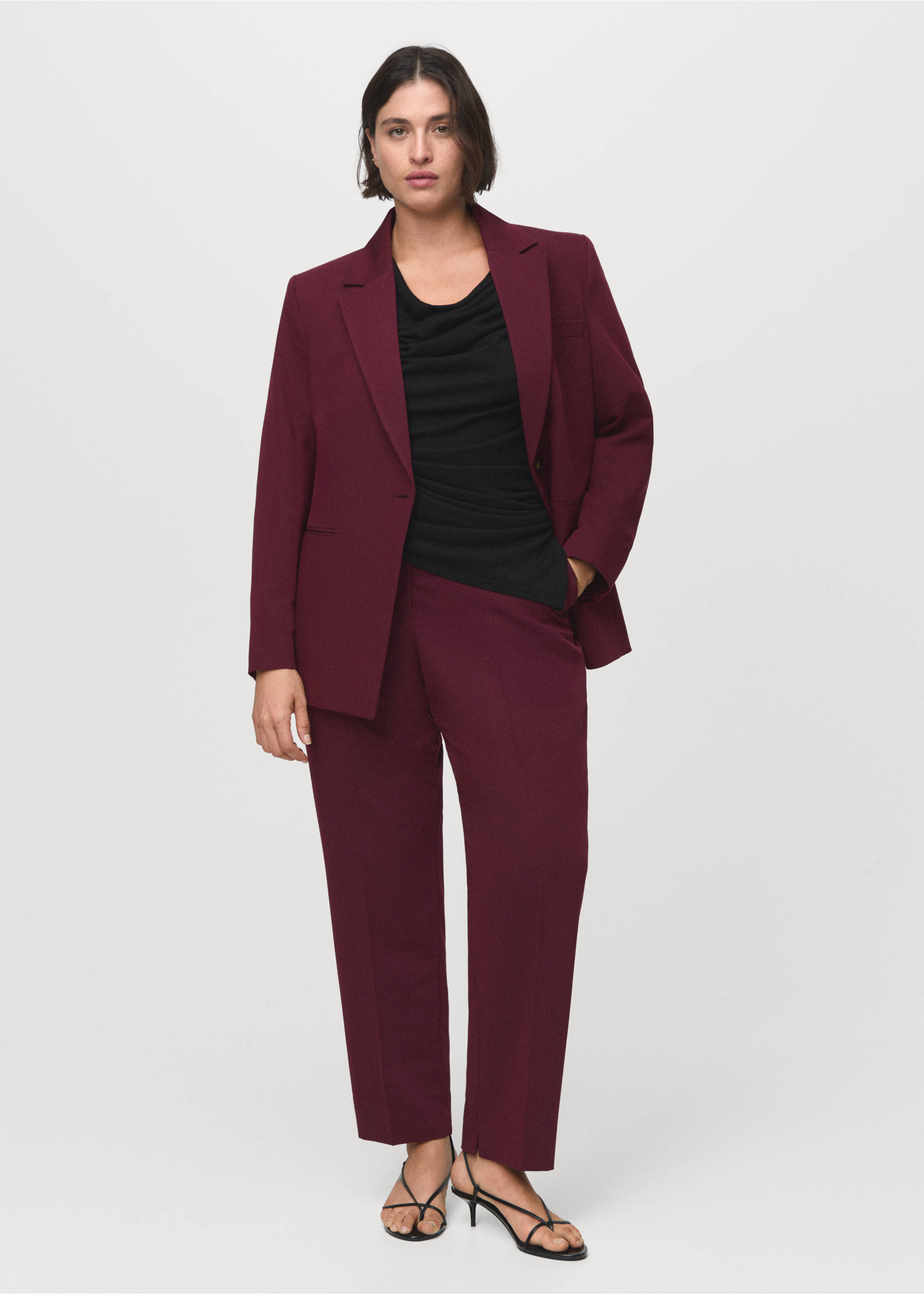 Straight suit trousers - Details of the article 3, Wine. Ref: 17035806-00.
