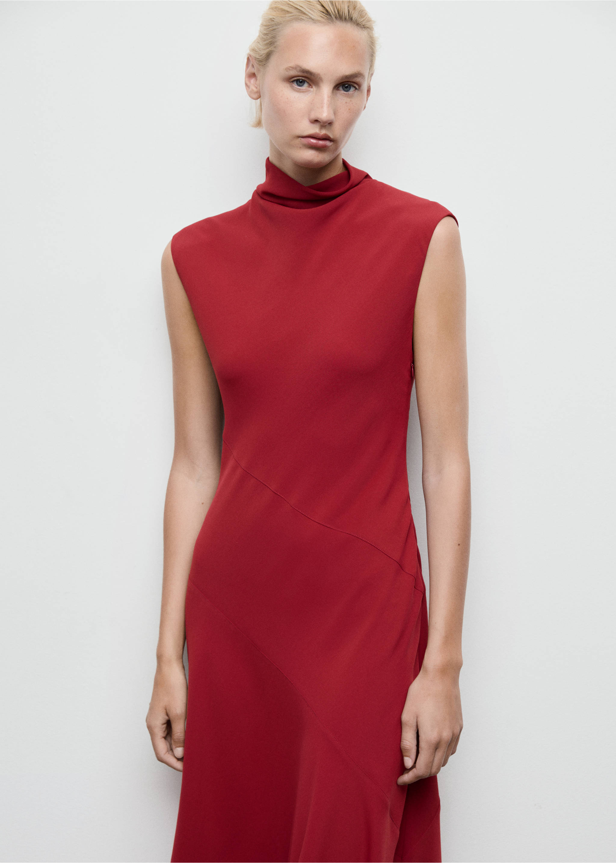 Red sleeveless midi dress featuring a high cowl neck and asymmetrical seam., Red. Ref: 17035812-00.