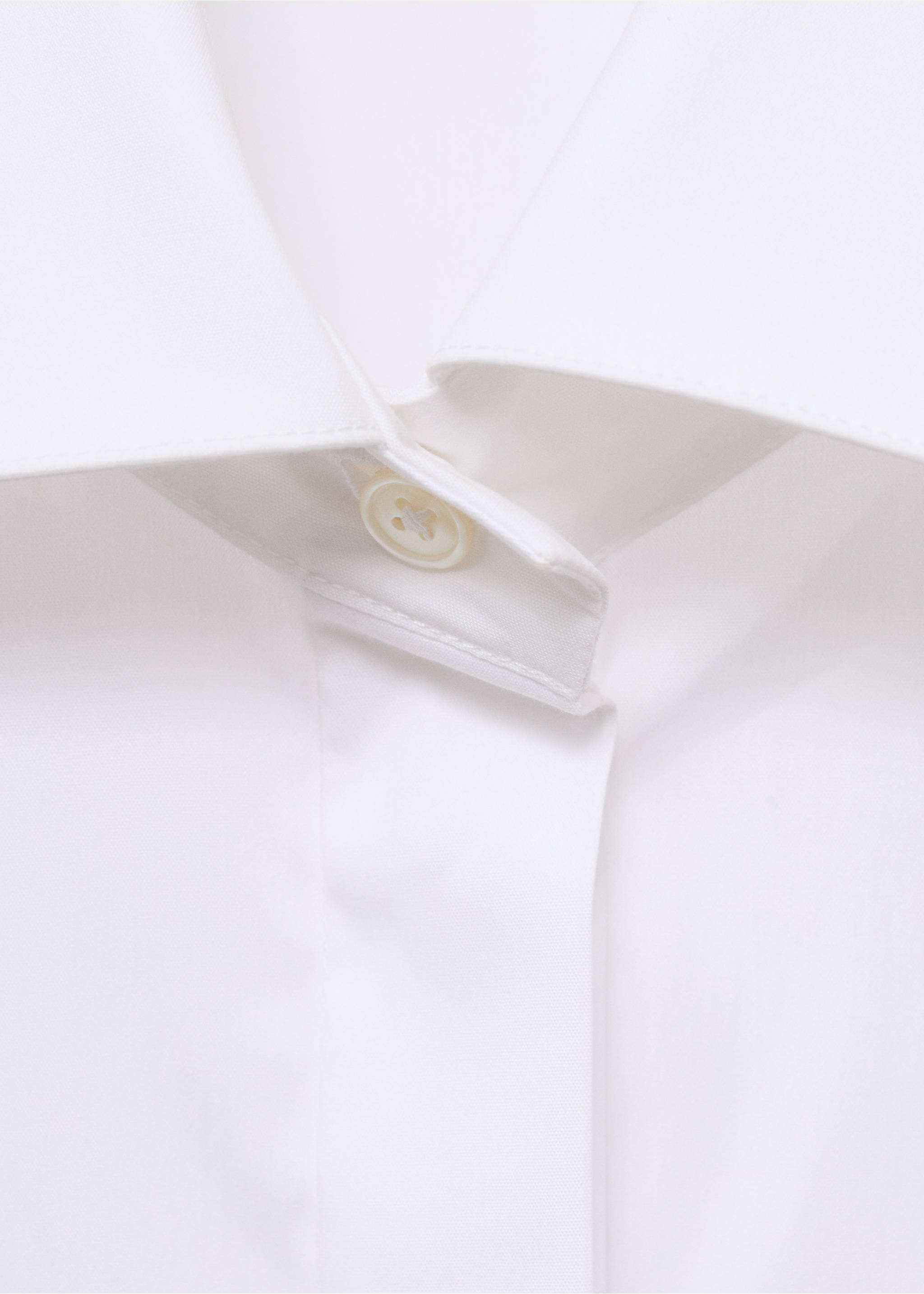 Slim-fit poplin shirt - Details of the article 8, White. Ref: 17035827-00.