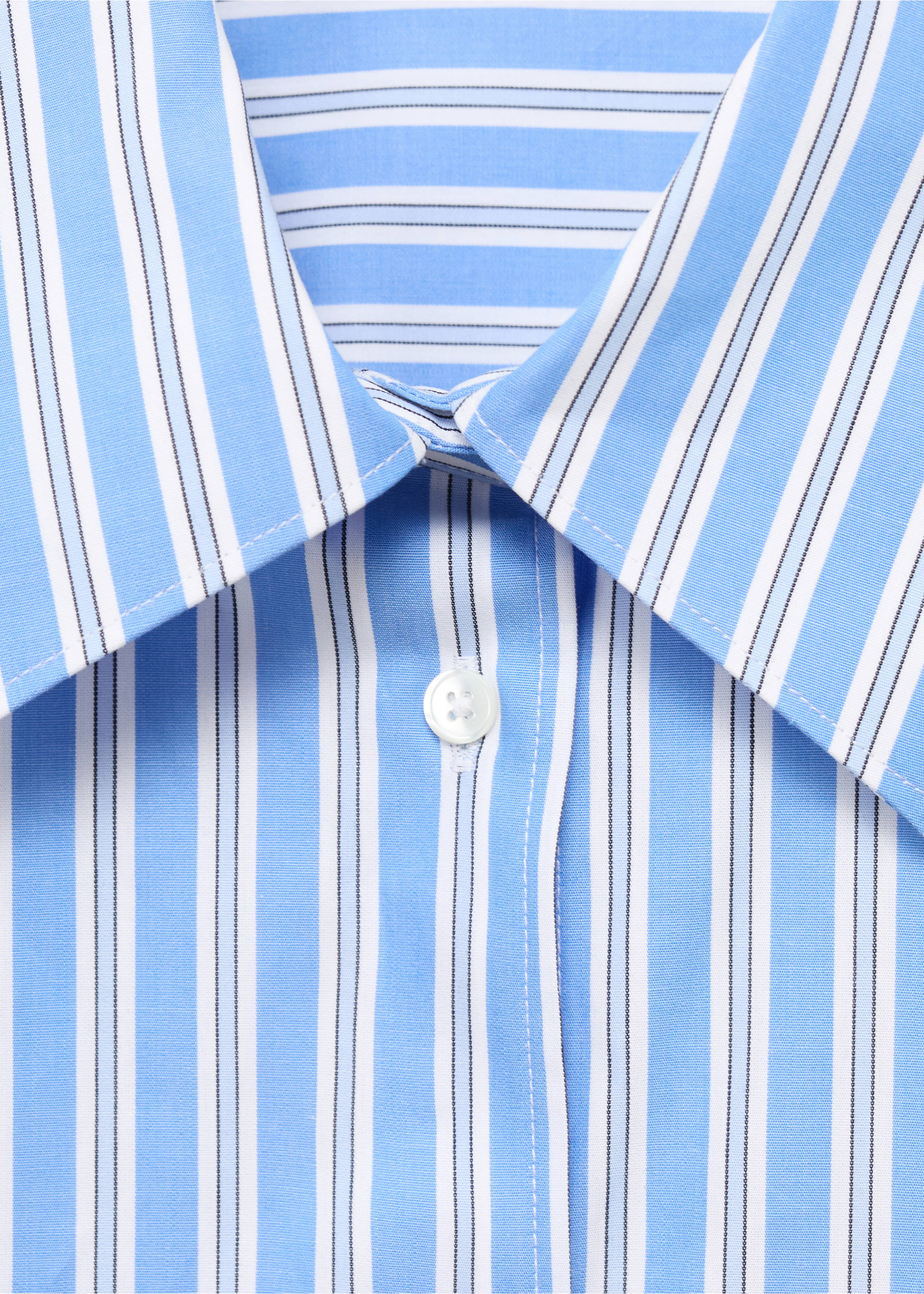Oversize poplin shirt - Details of the article 8, Sky Blue. Ref: 17035829-00.