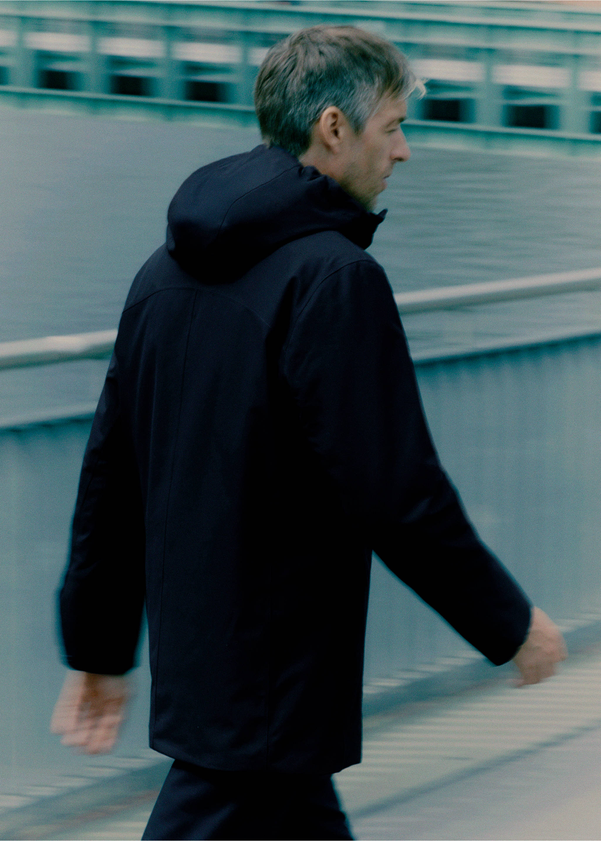 Packable water-repellent padded Thermolite® parka - Details of the article 3, Navy. Ref: 17035968-00.